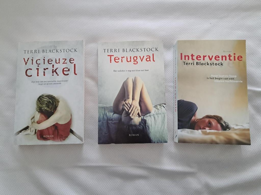 Drie spannende romans van Terri Blackstock, Ophalen of Verzenden, Gelezen