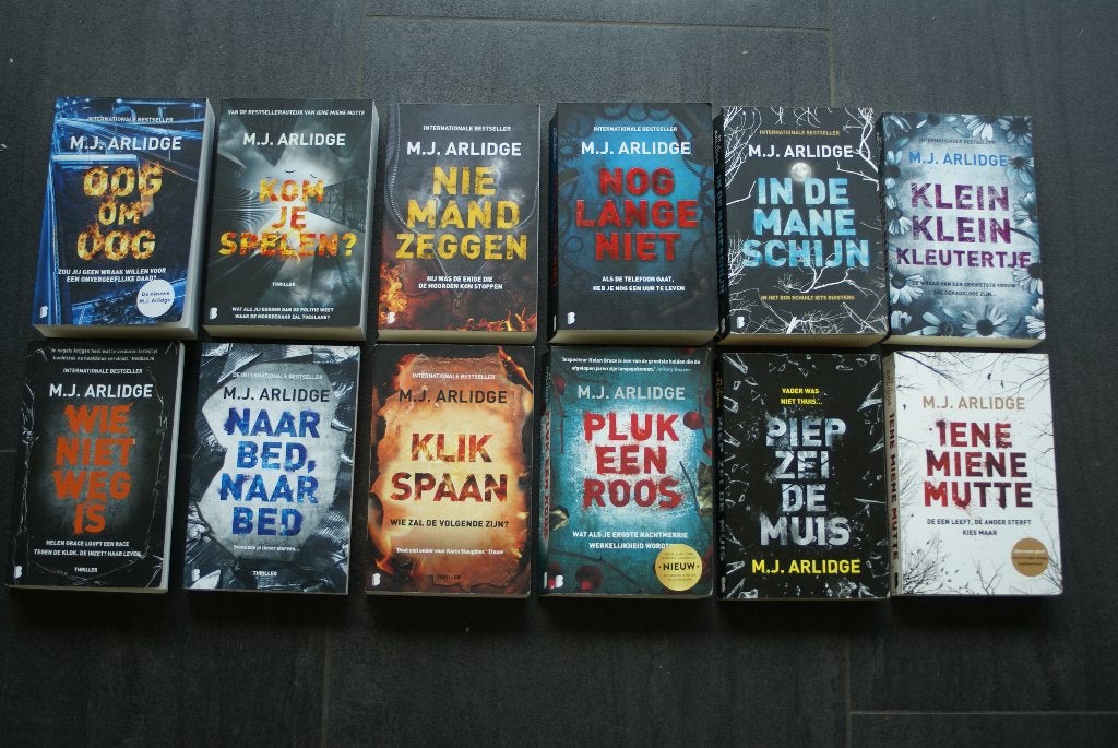 M.J. Arlidge........ Kom je spelen /  Klein klein kleutertje, Boeken, Thrillers, Ophalen of Verzenden, Zo goed als nieuw, M.J. Arlidge