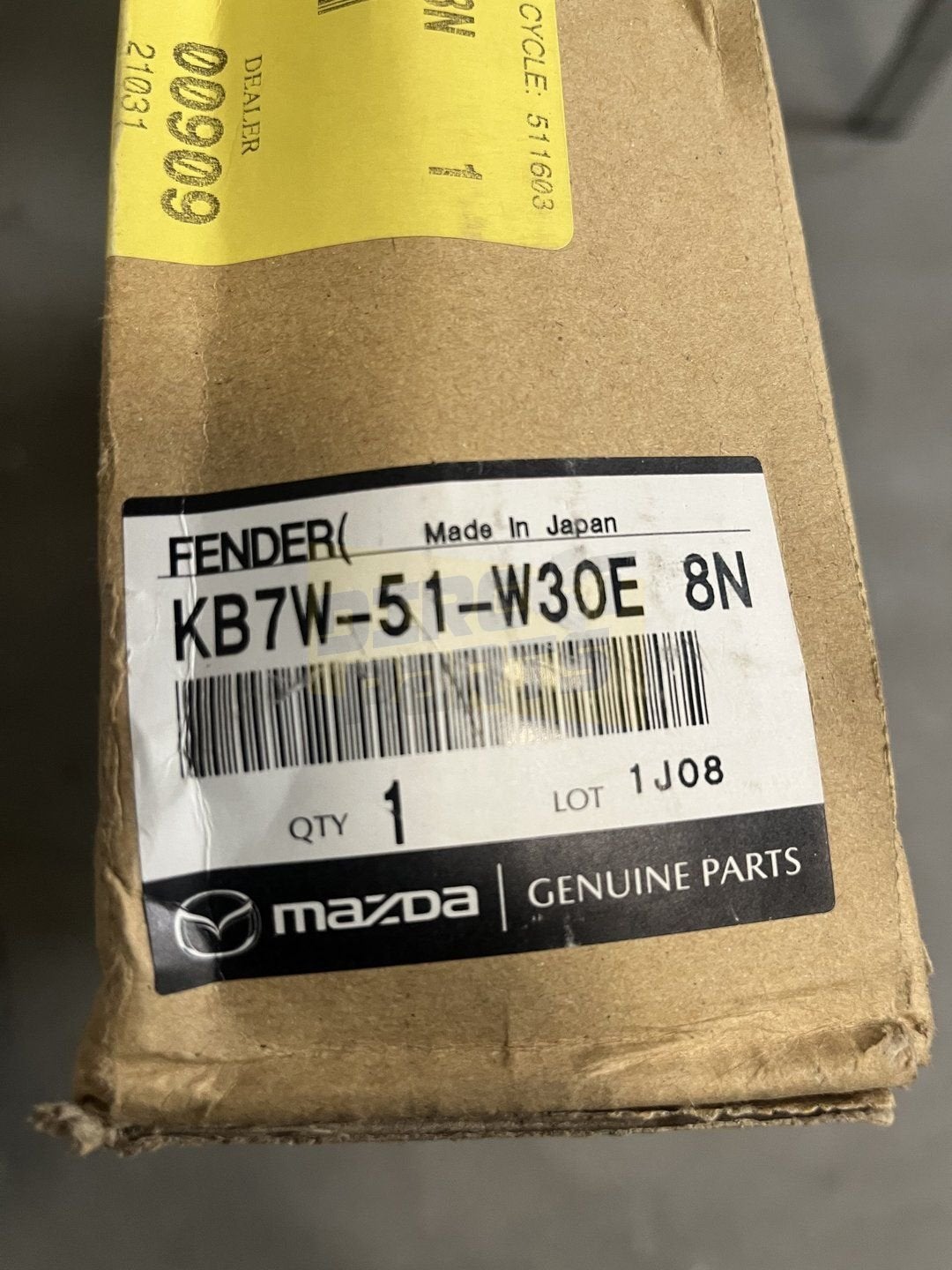 Mazda CX-5 (3/17-./..) Voorscherm Links Wielkuiplijst Origin, -, -, Nieuw, Ophalen of Verzenden
