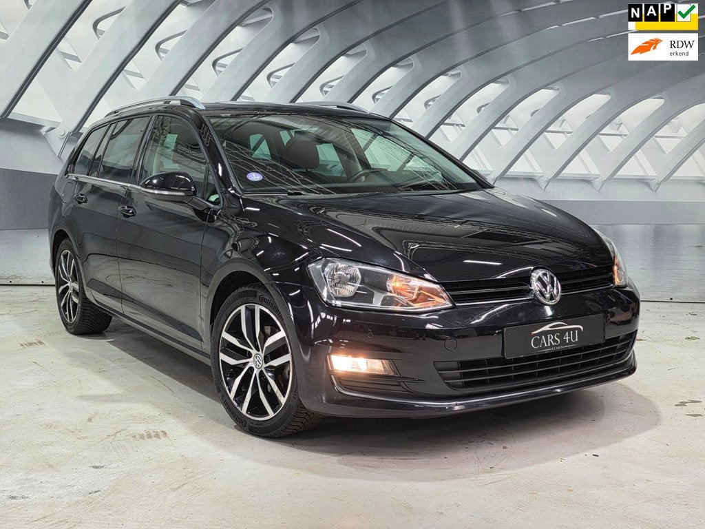 Volkswagen Golf Variant 1.2 TSI Highline camera half leer, Auto's, Volkswagen, Voorwielaandrijving, Euro 5, Gebruikt, 4 cilinders