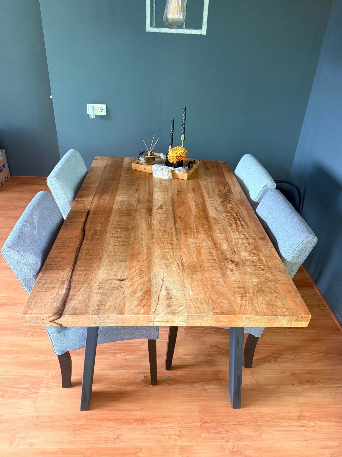 Massief mangohouten eettafel met metalen poten, Ophalen, 50 tot 100 cm, Zo goed als nieuw, 150 tot 200 cm