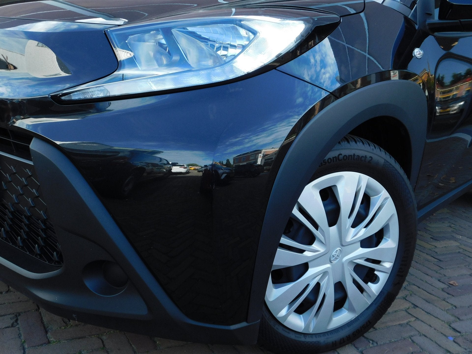 Toyota Aygo X 1.0 VVT-i MT Play (bj 2025), Auto's, 12 maanden, Stof, Gebruikt, Euro 6