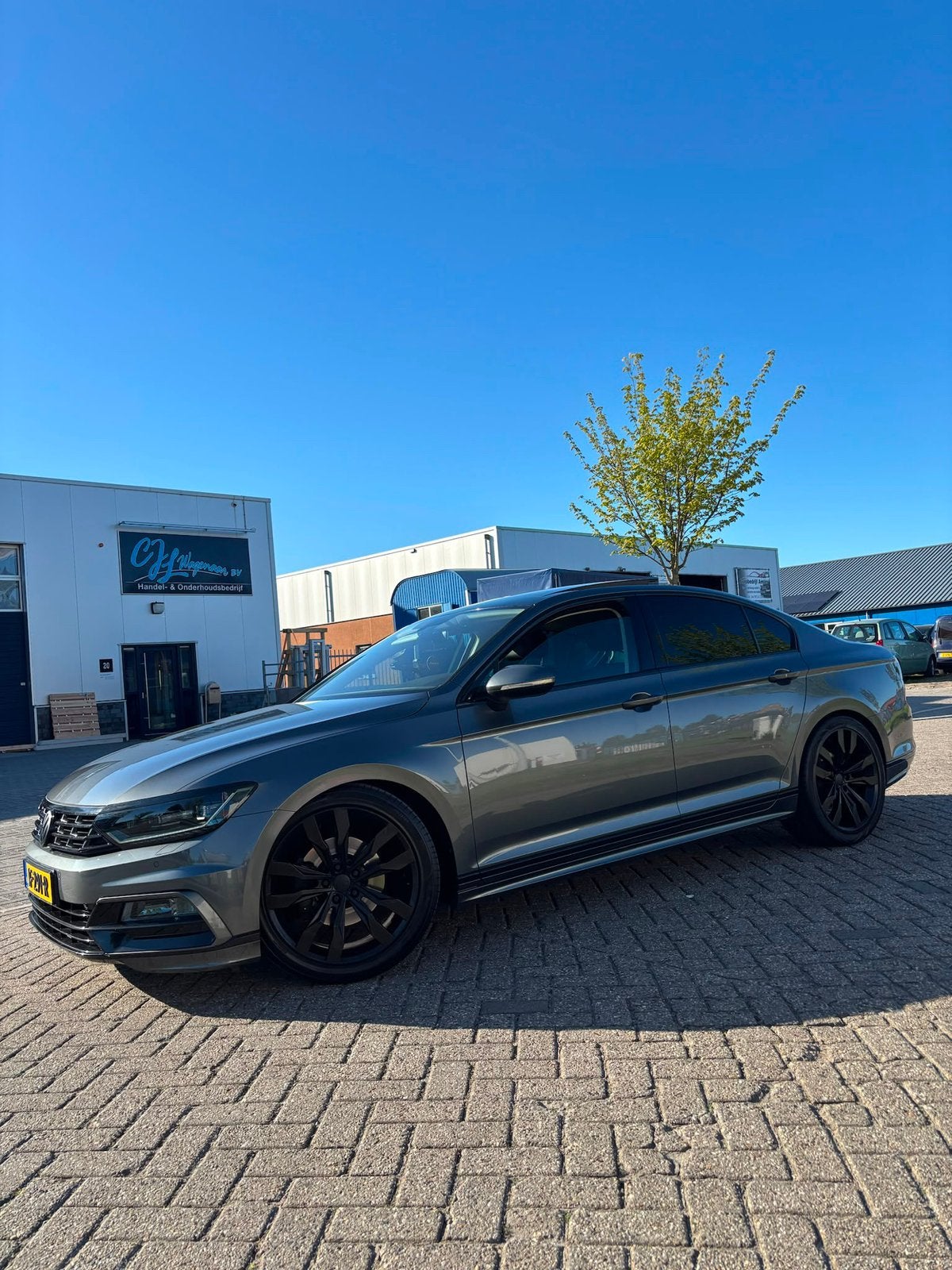 Foto 7 van Volkswagen Passat 1.6 TDI bwj 2016 sedan luxe uitvoering