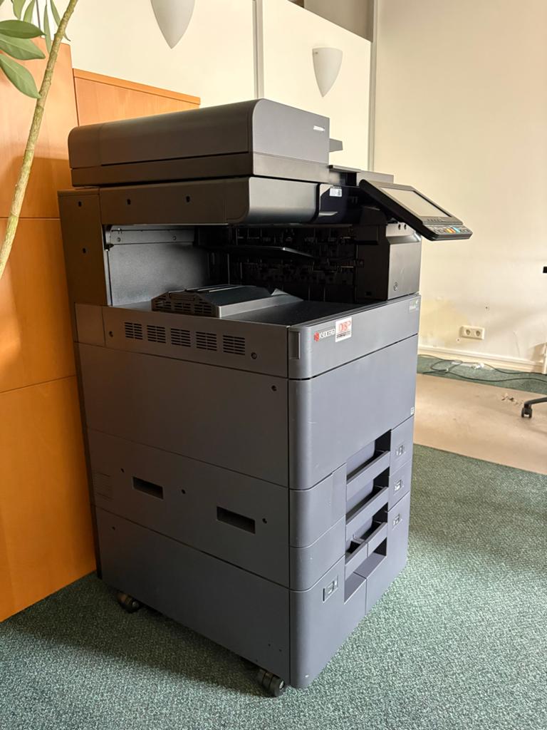 Kyocera Taskalfa 3252CI Kopieerapparaat met 4 Lades, Ophalen, Gebruikt, Kleur printen, Kopieermachine
