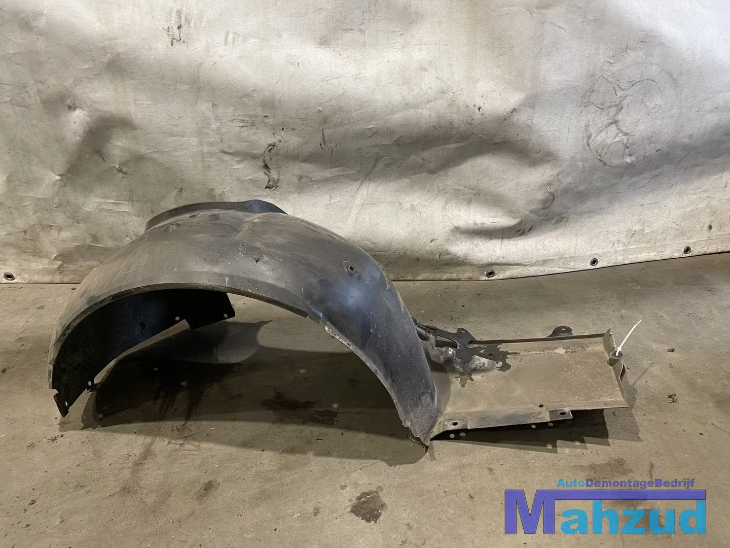 BMW 3 SERIE E46 Links voor modderkuip wielkuip 1998-2005, Petuelring 130
80788  Munich, DE, Gebruikt, Info@bmw.de, Voor