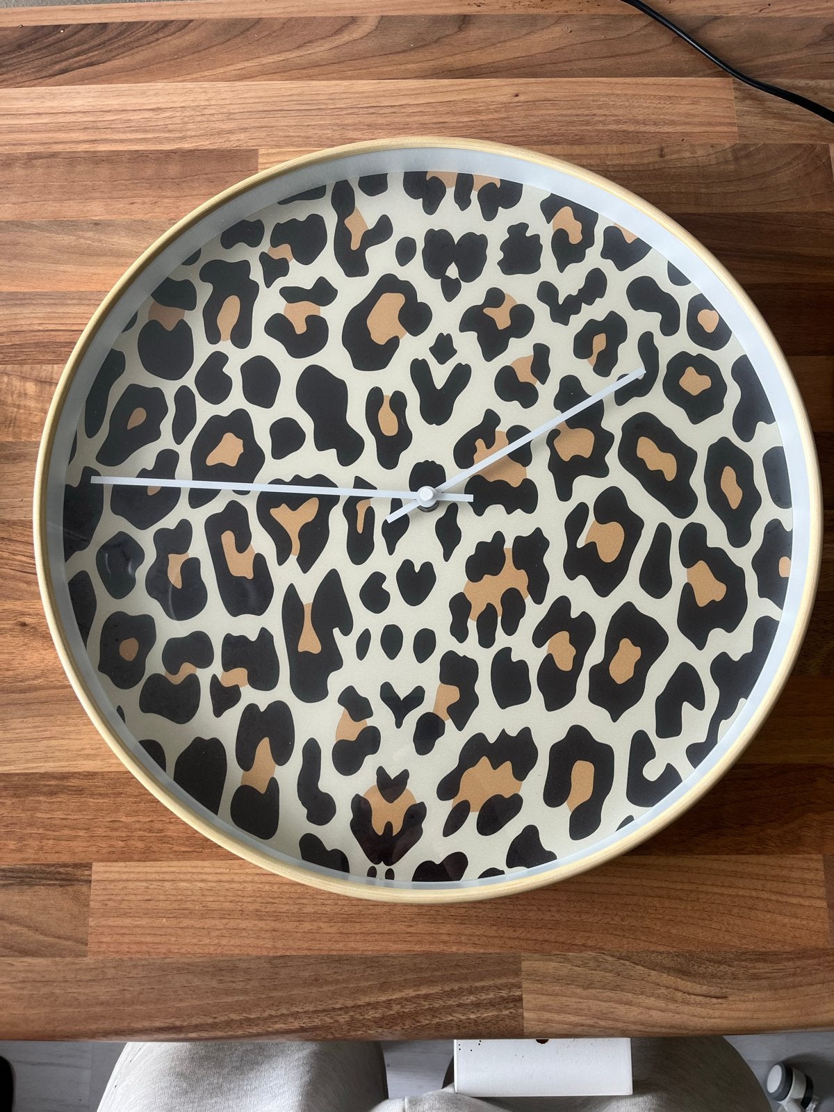 Wandklok met Luipaardprint - Modern Design, Ophalen, Analoog, Werkt op batterijen, Nieuw
