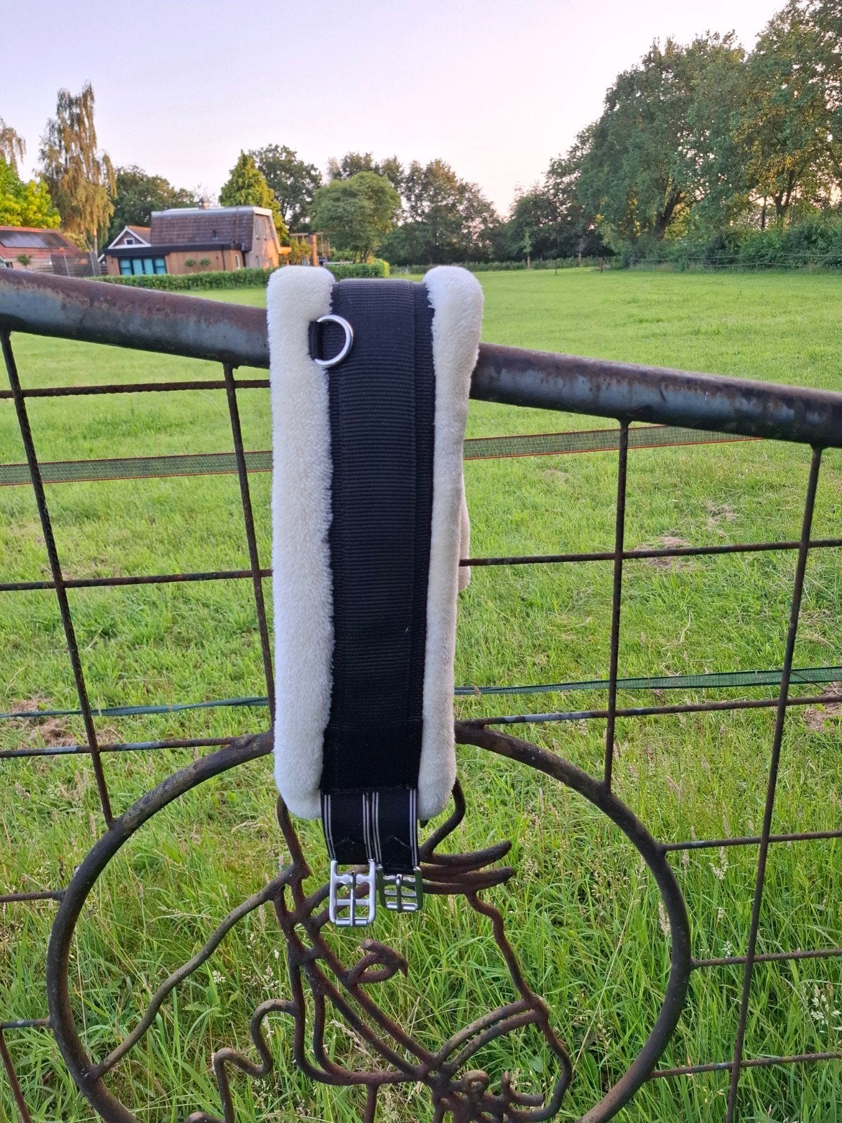 Bontsingel met elastiek 100cm, Dieren en Toebehoren, Paarden en Pony's | Dekens en Dekjes, Ophalen of Verzenden, Zo goed als nieuw