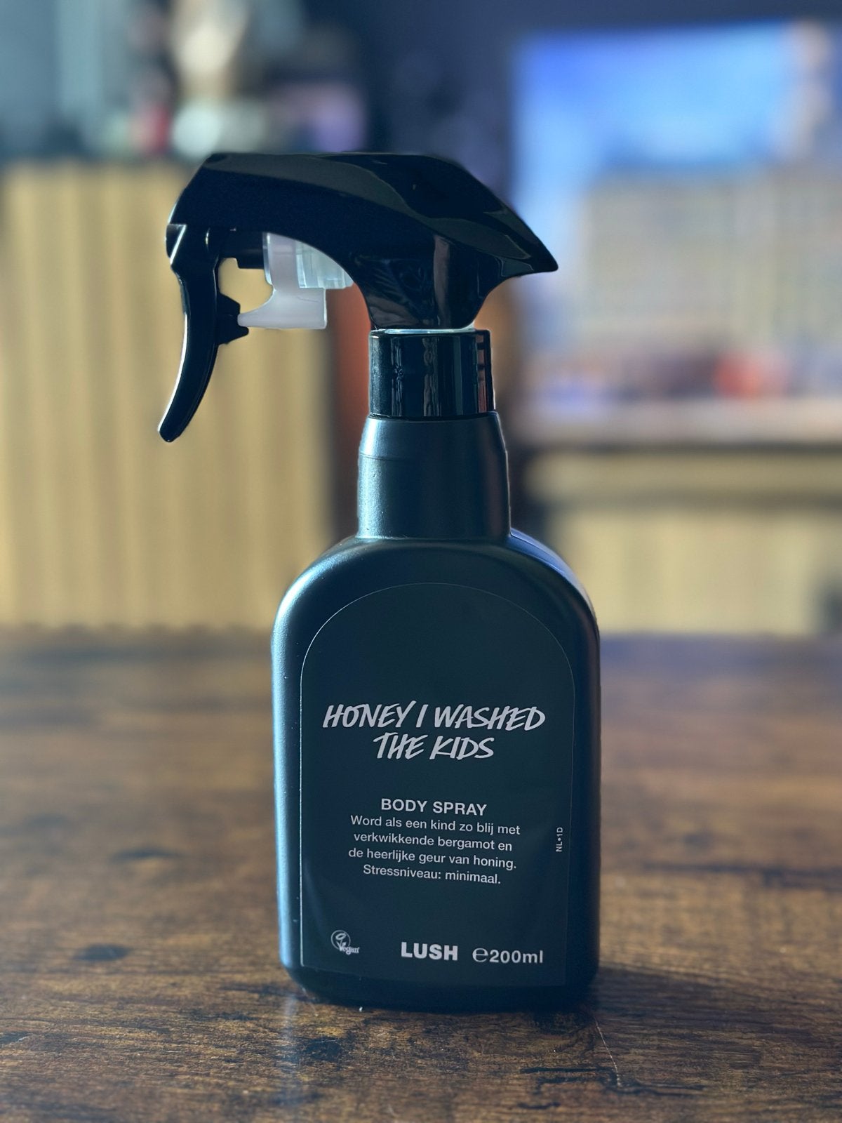 Lush Honey I Washed The Kids Bodyspray, Ophalen of Verzenden, Gebruikt, Deodorant of Bodyspray