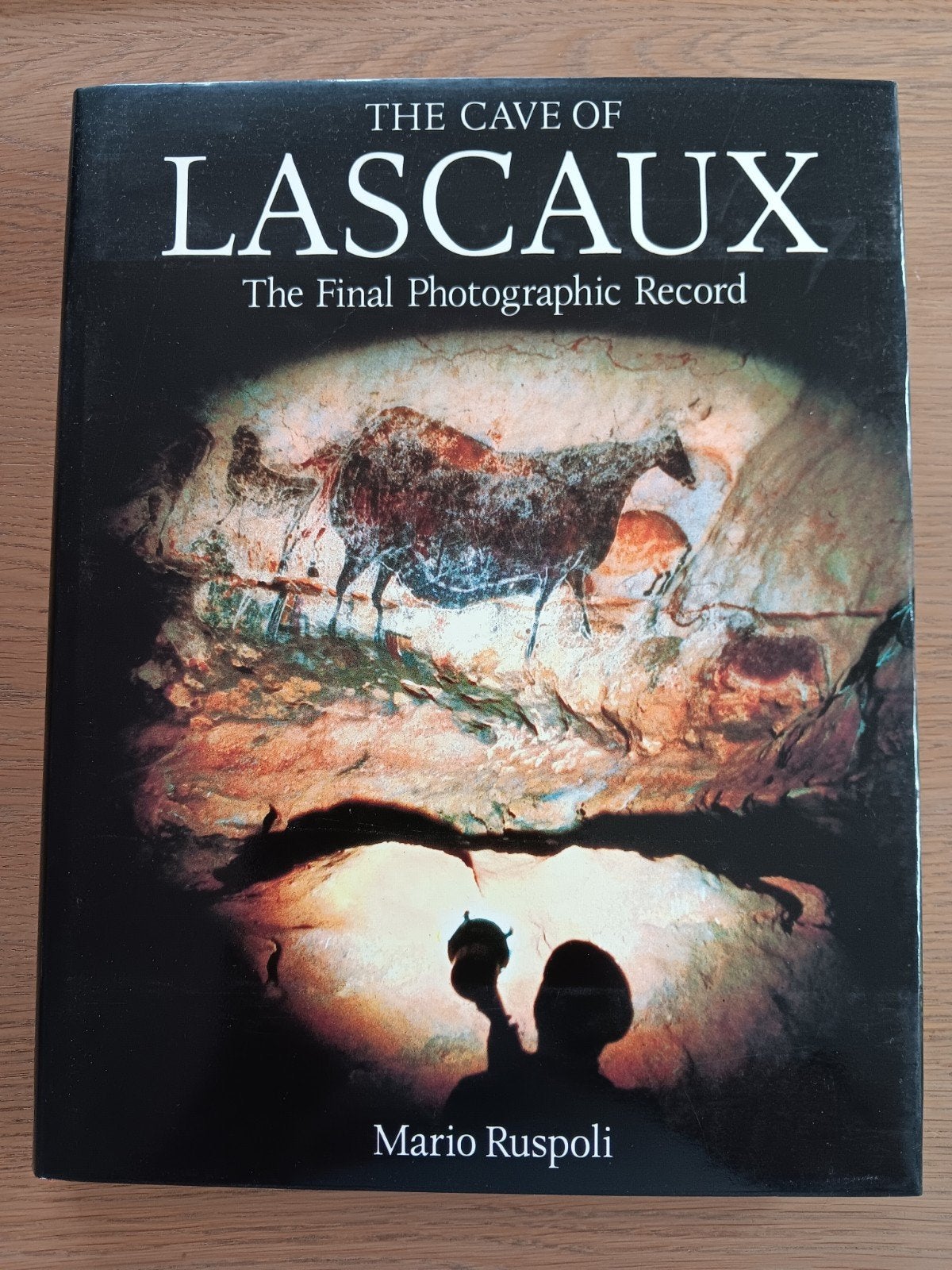 The Cave of Lascaux:  Final Photographic Record -, 20e eeuw of later, Europa, Mario Ruspoli, Ophalen of Verzenden