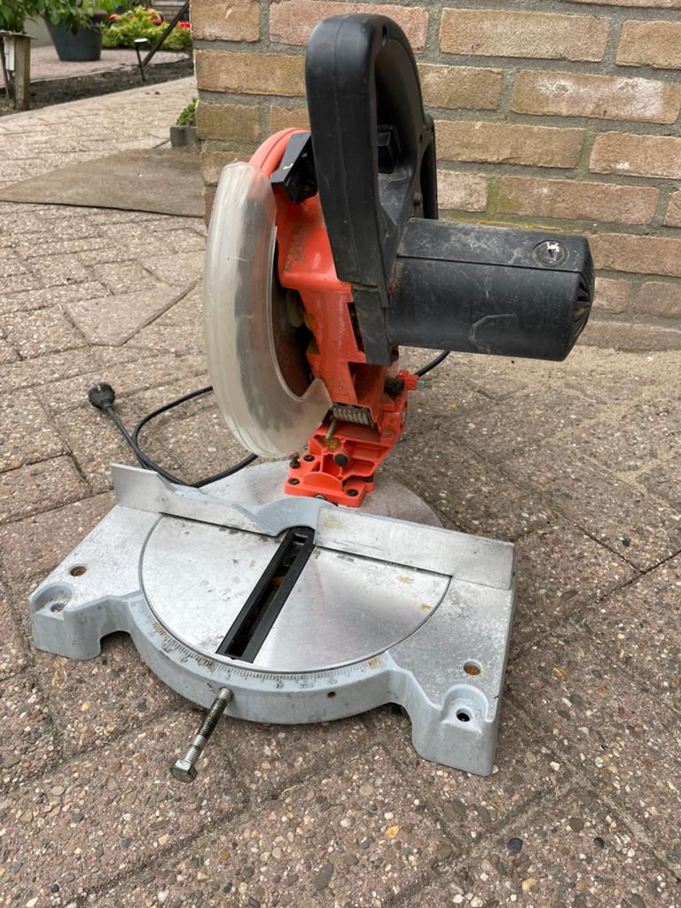 TE KOOP afkortzaag Einhell, Doe-het-zelf en Verbouw, Gereedschap | Zaagmachines, Ophalen, 1200 watt of meer, Afkortzaag, 30 tot 70 mm
