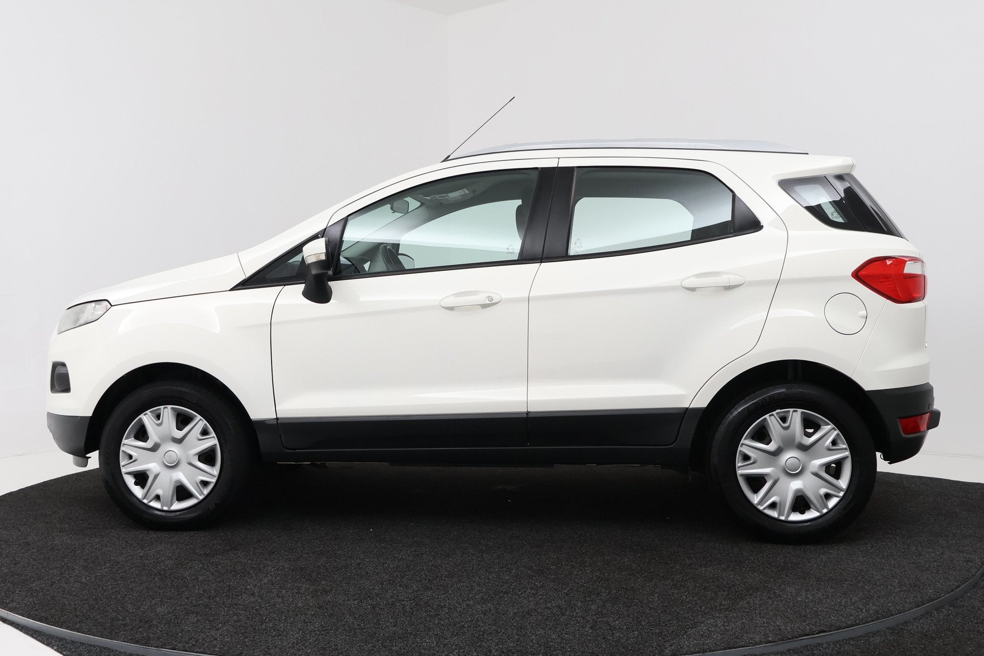 Ford EcoSport 1.0 EcoBoost Trend (PARKEERSENSOREN, BLUETOOTH, Auto's, Ford, Voorwielaandrijving, Gebruikt, Ecosport, Wit