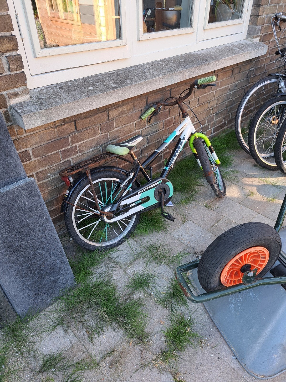Partij fietsen: 3 kinderfietsen, , 1 Gazelle damesfi, Ophalen of Verzenden, Gebruikt, Minder dan 16 inch