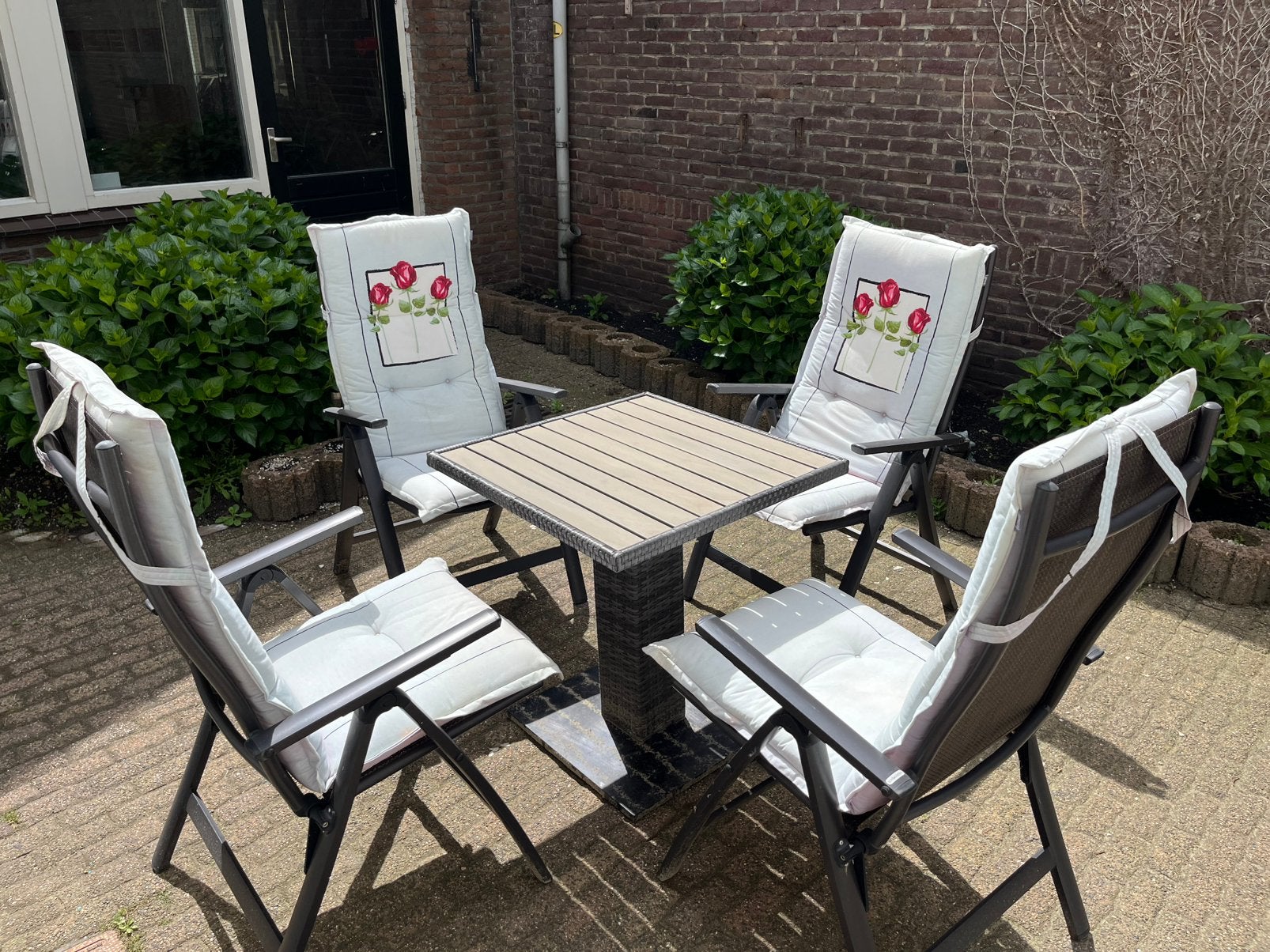 Tuinset Sun Garden 4 stoelen 1 tafel, Ophalen, Zo goed als nieuw