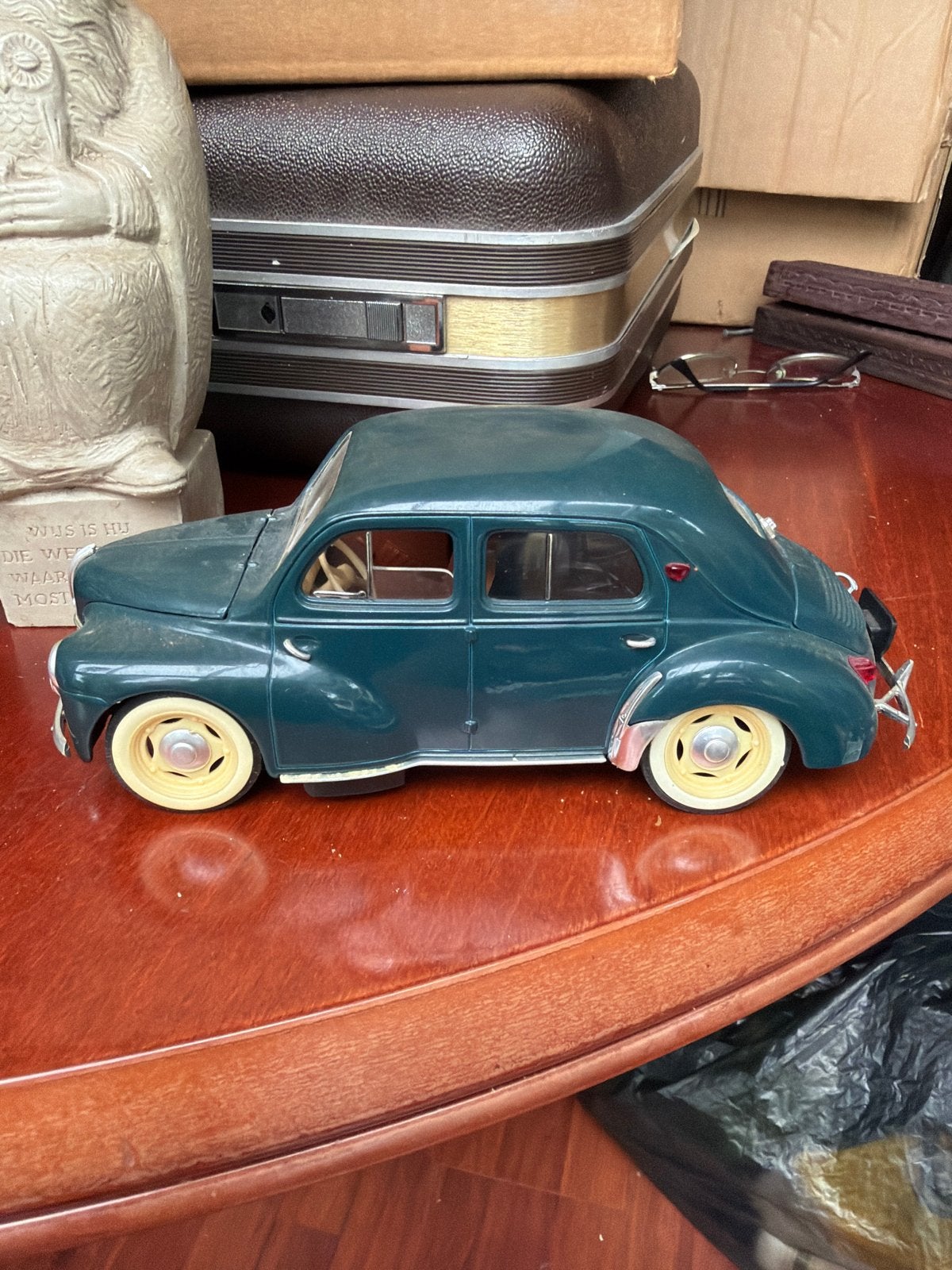 Renault 4CV Modelauto - Groen - Made in France, Ophalen of Verzenden, Gebruikt, Auto