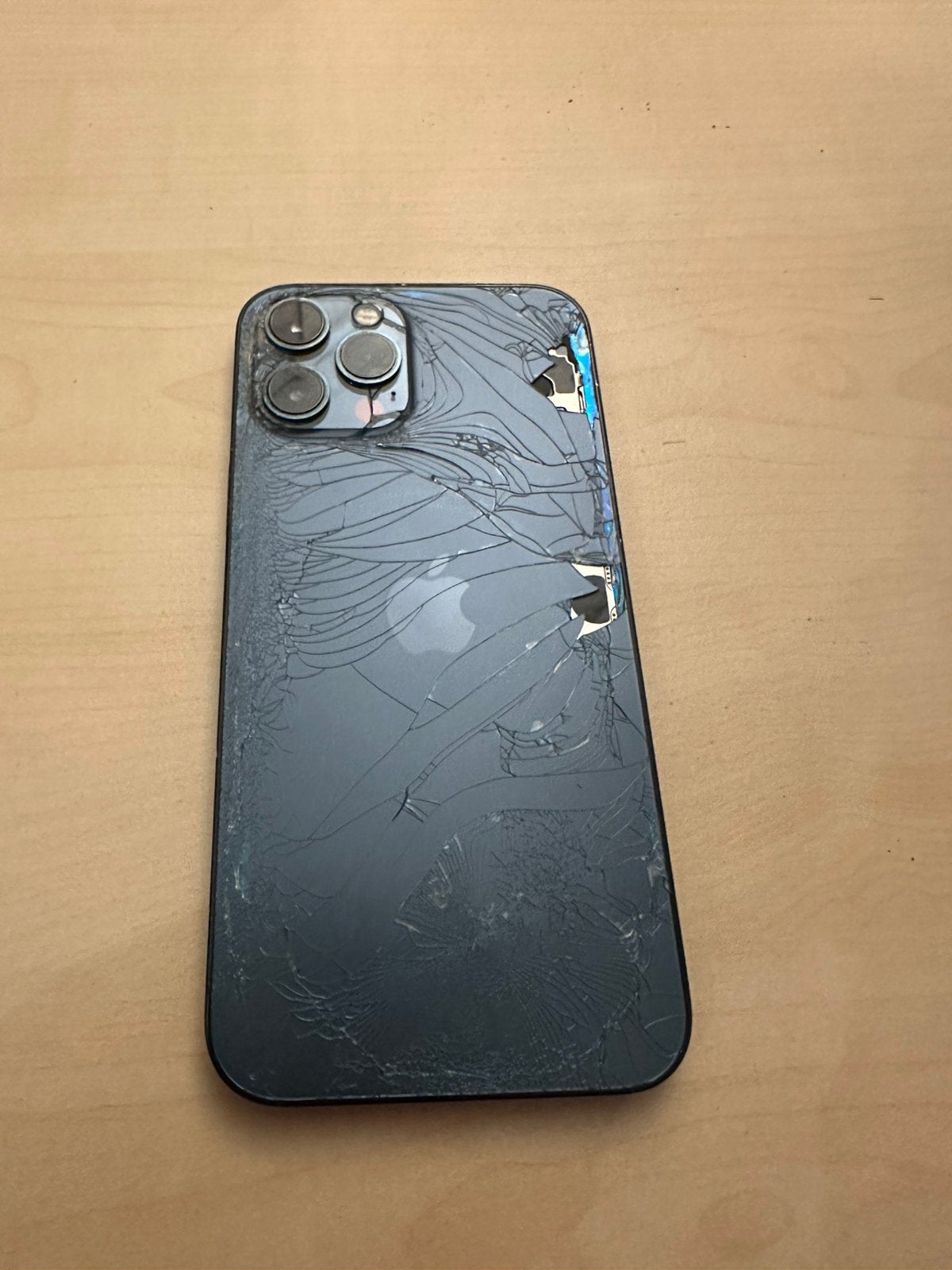 Iphone 12 pro max, Telecommunicatie, Mobiele telefoons | Apple iPhone, 512 GB, Gebruikt, Blauw, 77 %