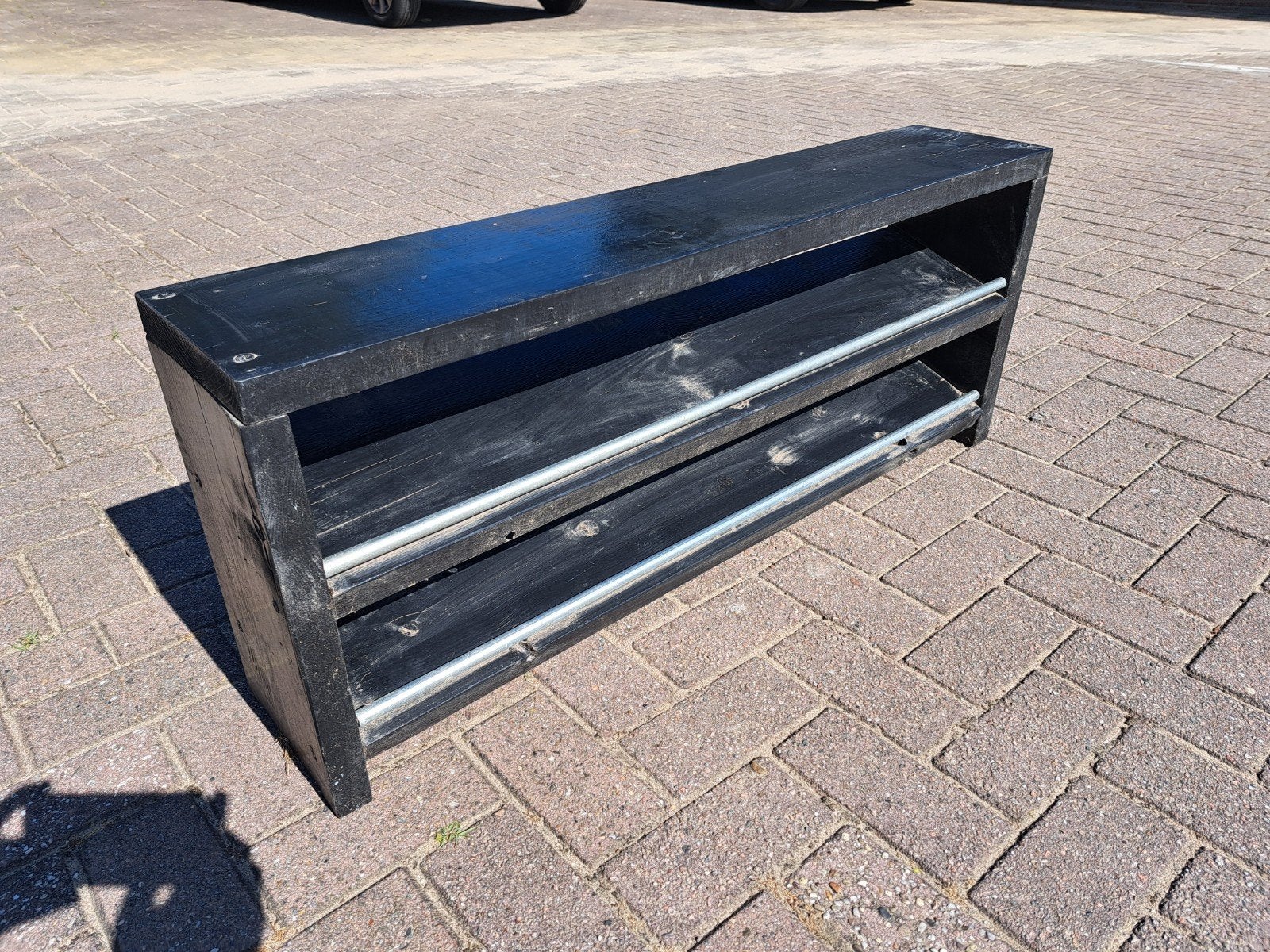 Degelijke zwarte schoenenkast met 2 planken, Ophalen, Gebruikt, Modern