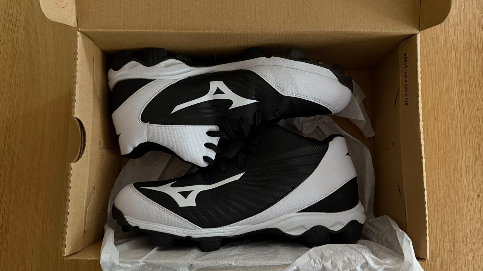 Mizuno korfbalschoenen maat 42 nieuw, Overige merken, Overige typen, Nieuw, Ophalen of Verzenden