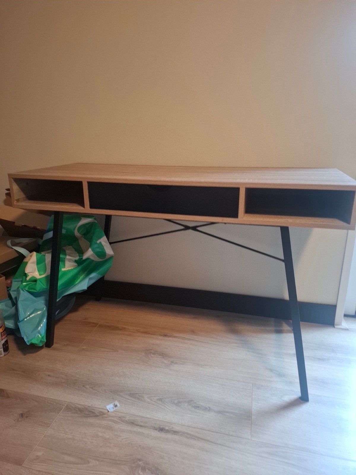 Modern bureau met opbergruimte - Zo goed als nieuw, Ophalen, Met lades, Hout, Bruin