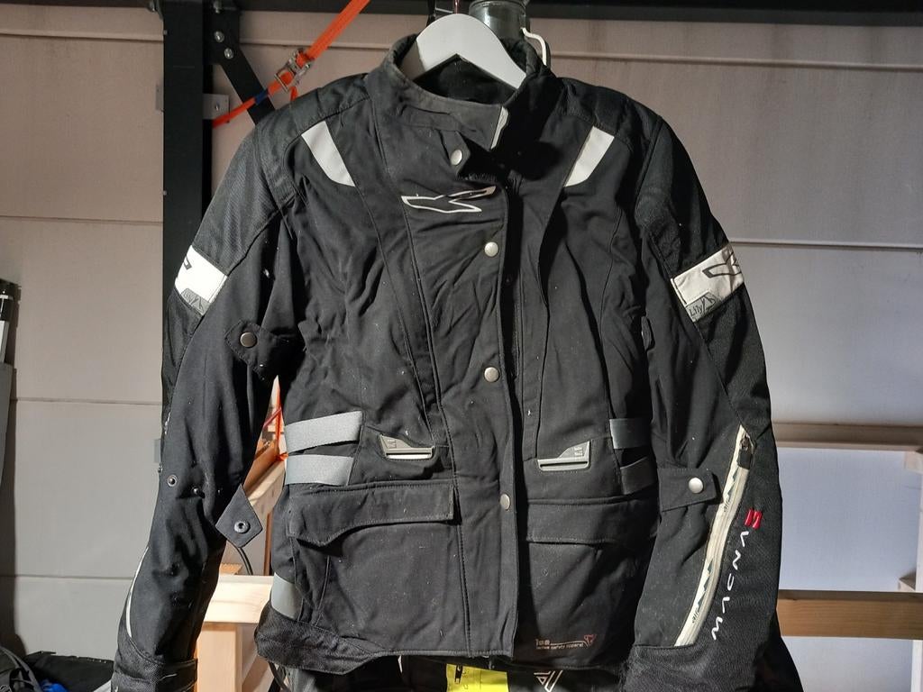 Macna dames motorjas, maat L (valt als S/M), Jas | textiel, Ophalen of Verzenden, Dames, Tweedehands