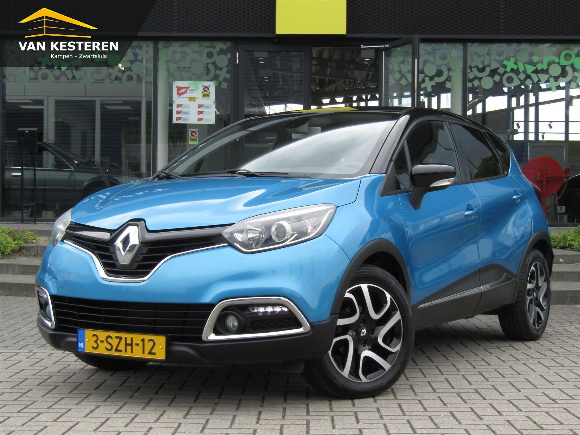 RENAULT Captur TCe 90 Dynamique / Trekhaak / Navigatie / Cam, Stof, Gebruikt, Zwart, Blauw
