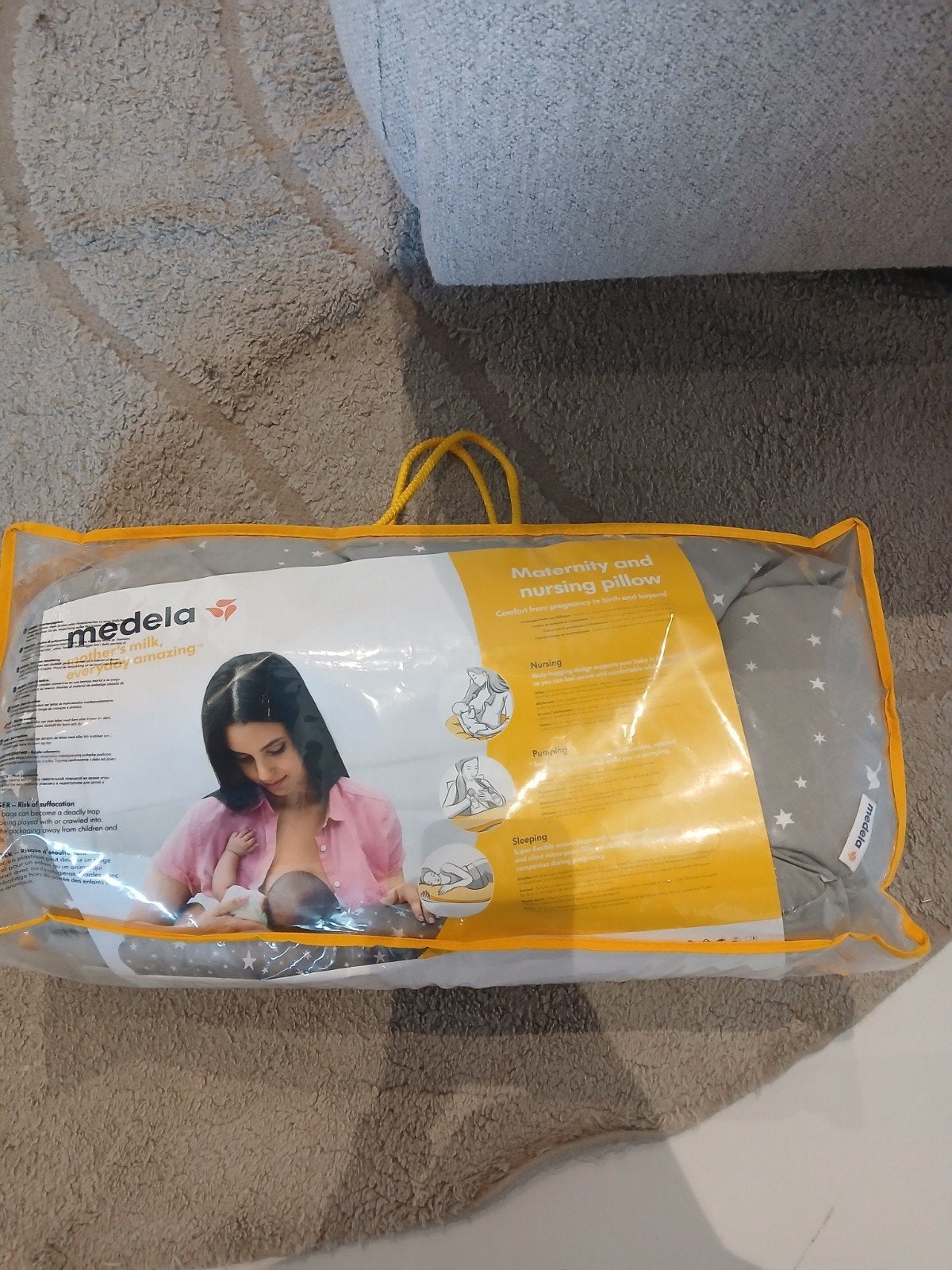 Medela voedingskussen grijs nieuw ,Scherp geprijsd!, Ophalen, Nieuw
