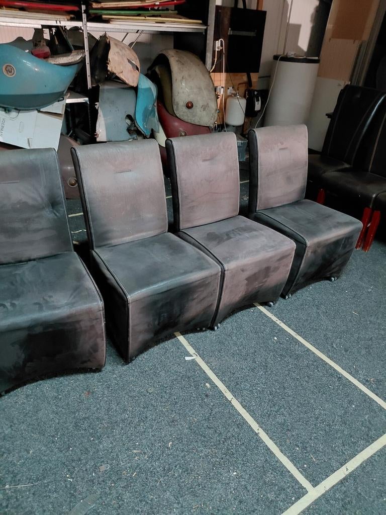 Gratis 4 stoelen, Ophalen, Gebruikt