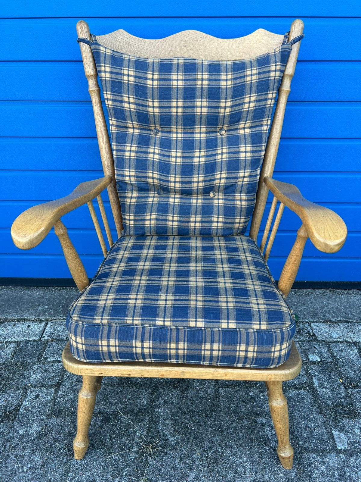 Luie vintage Houten STOEL Armstoel Fauteuil + dikke Kussens, Ophalen, Gebruikt, Bruin, Vintage Landelijk