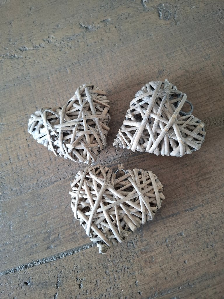 Set van 3 rieten hartjes - landelijke decoratie, Ophalen of Verzenden, Zo goed als nieuw, Natuurlijk materiaal