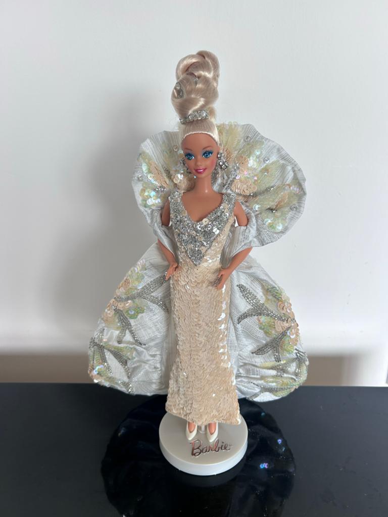 Vintage Barbie pop in elegante avondjurk, Ophalen of Verzenden, Zo goed als nieuw, Barbie