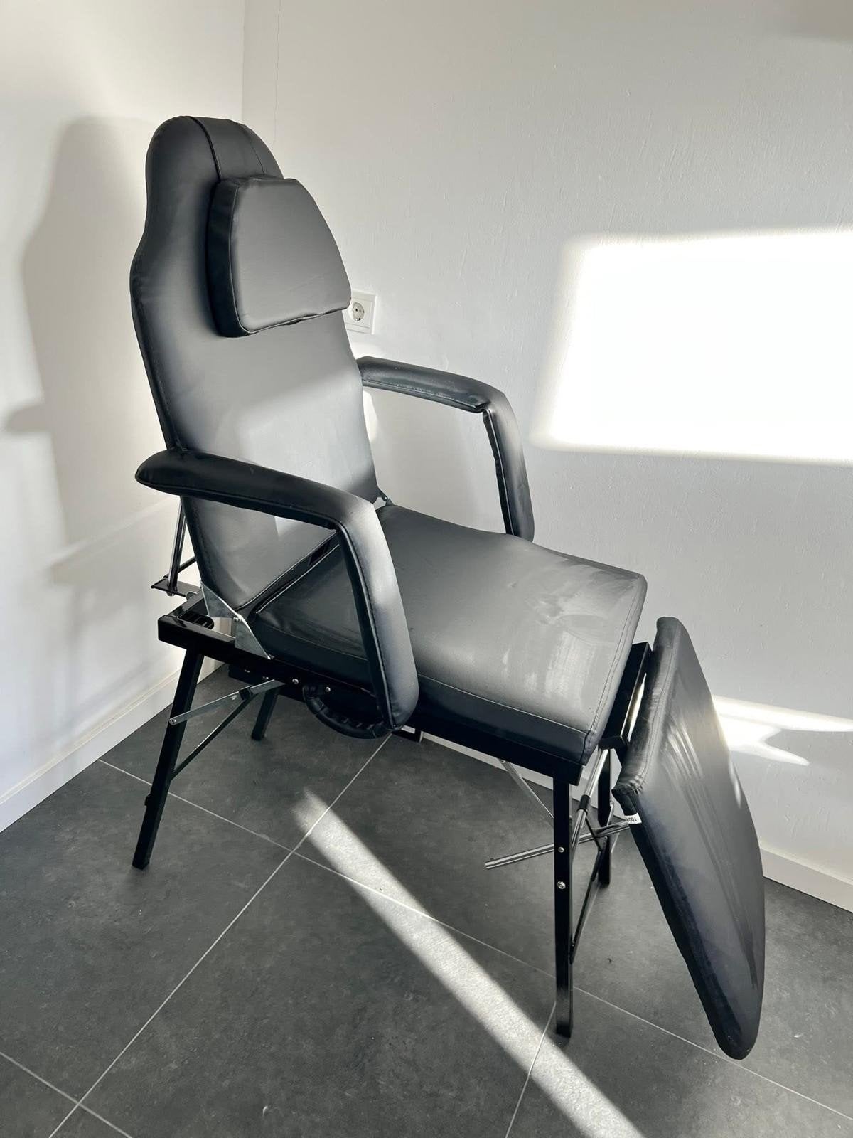Nette stevige massagestoel massagetafel, Sport en Fitness, Massageproducten, Ophalen, Zo goed als nieuw, Massagetafel