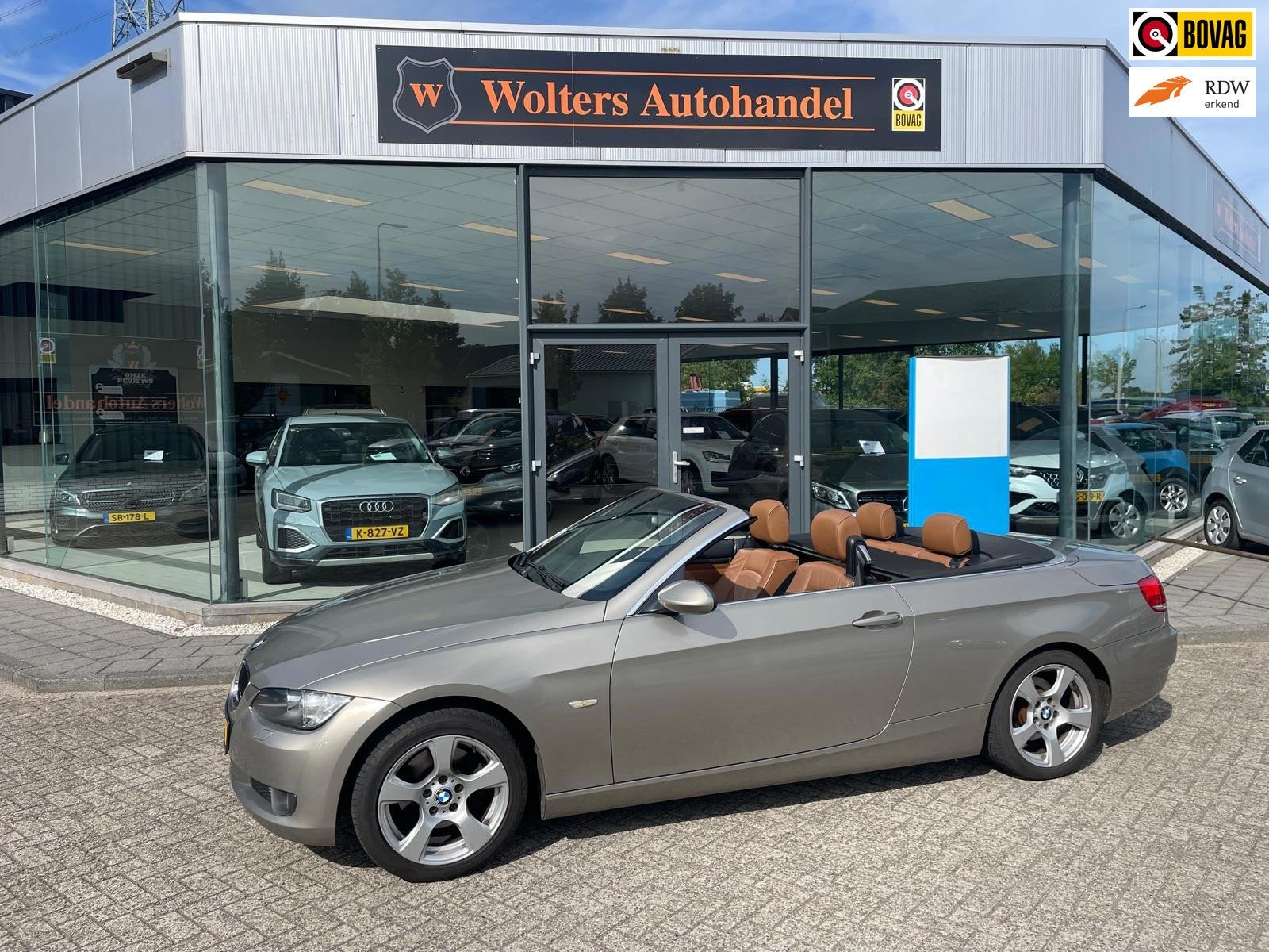 BMW 3-serie Cabrio 320i, Auto's, Dealer onderhouden, Achterwielaandrijving, 4 cilinders, 4 stoelen