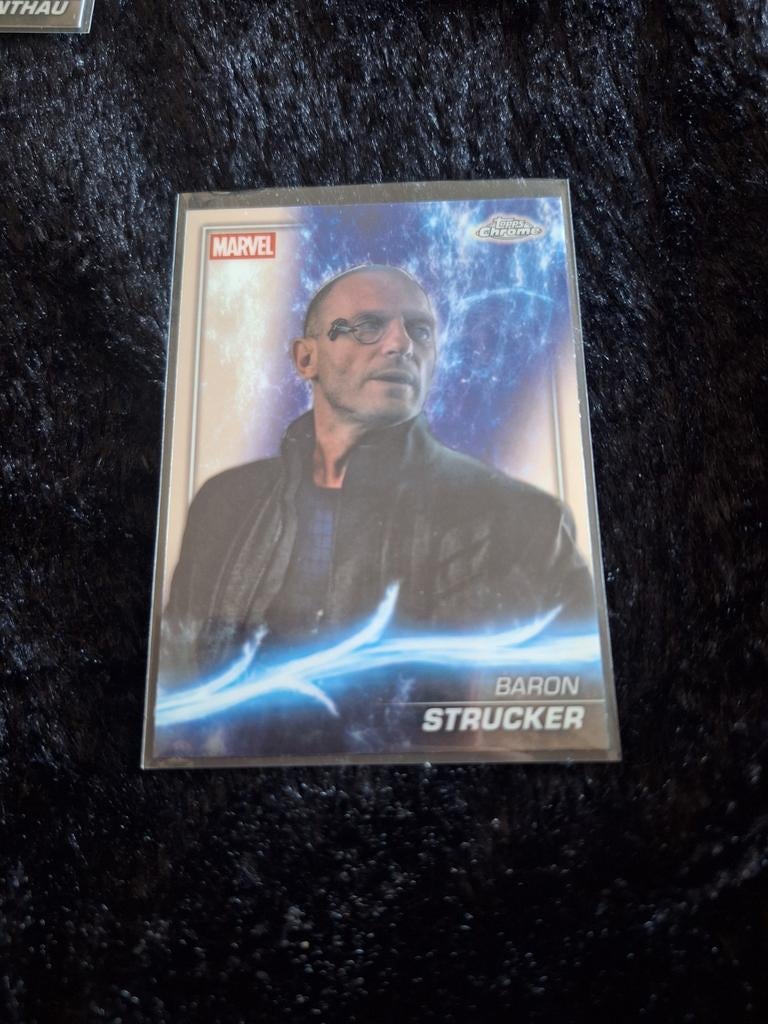 Topps Chrome Marvel Kaarten, Ophalen of Verzenden, Zo goed als nieuw, Film, Foto of Kaart