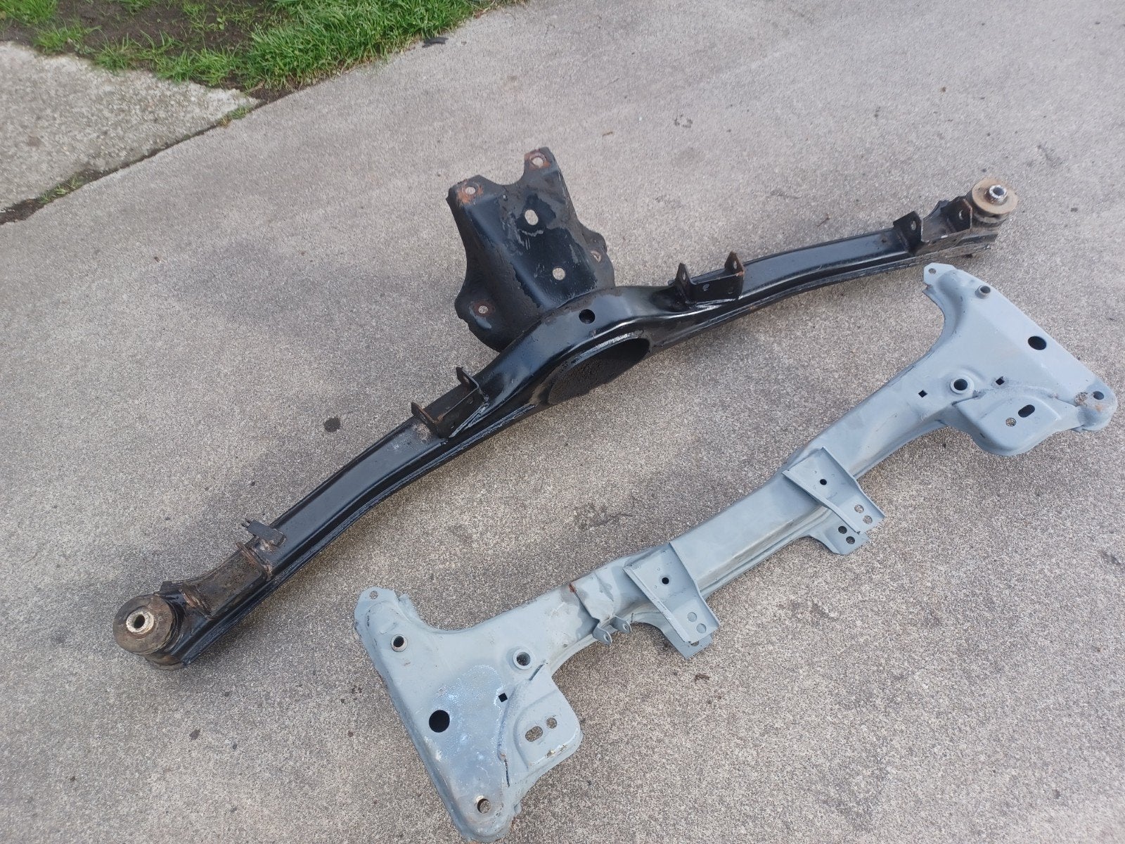 BMW e30 subframe / vooras / achteras, Ophalen, Gebruikt, -, -