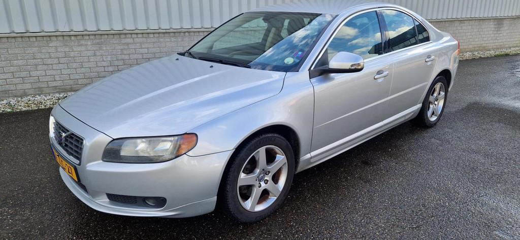 Volvo S80 2.4 D5 Momentum, Gebruikt, 2000 kg, Bedrijf, Diesel