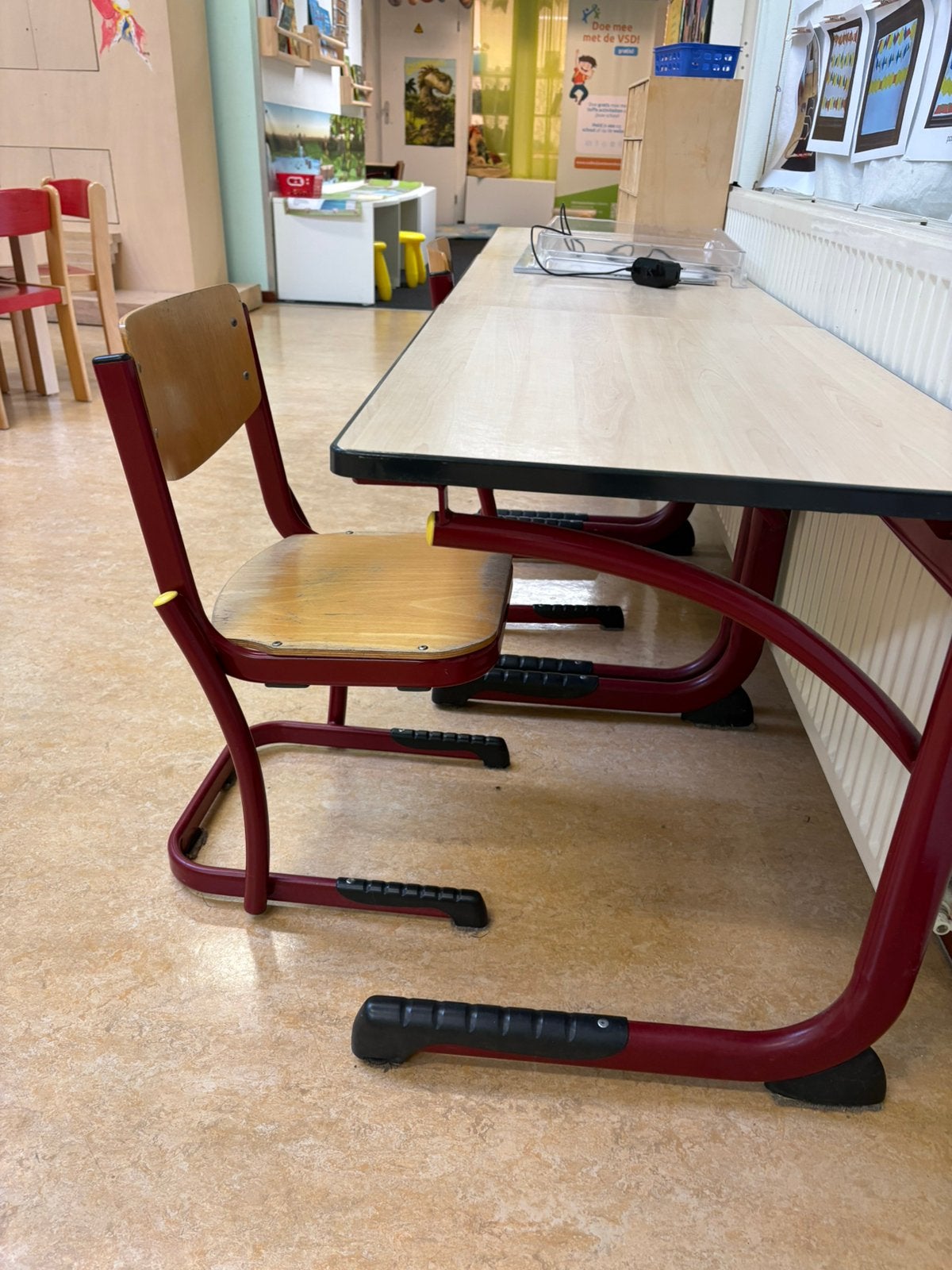 Kinder tafel en stoel, Ophalen, Gebruikt, Tafel(s) en Stoel(en)
