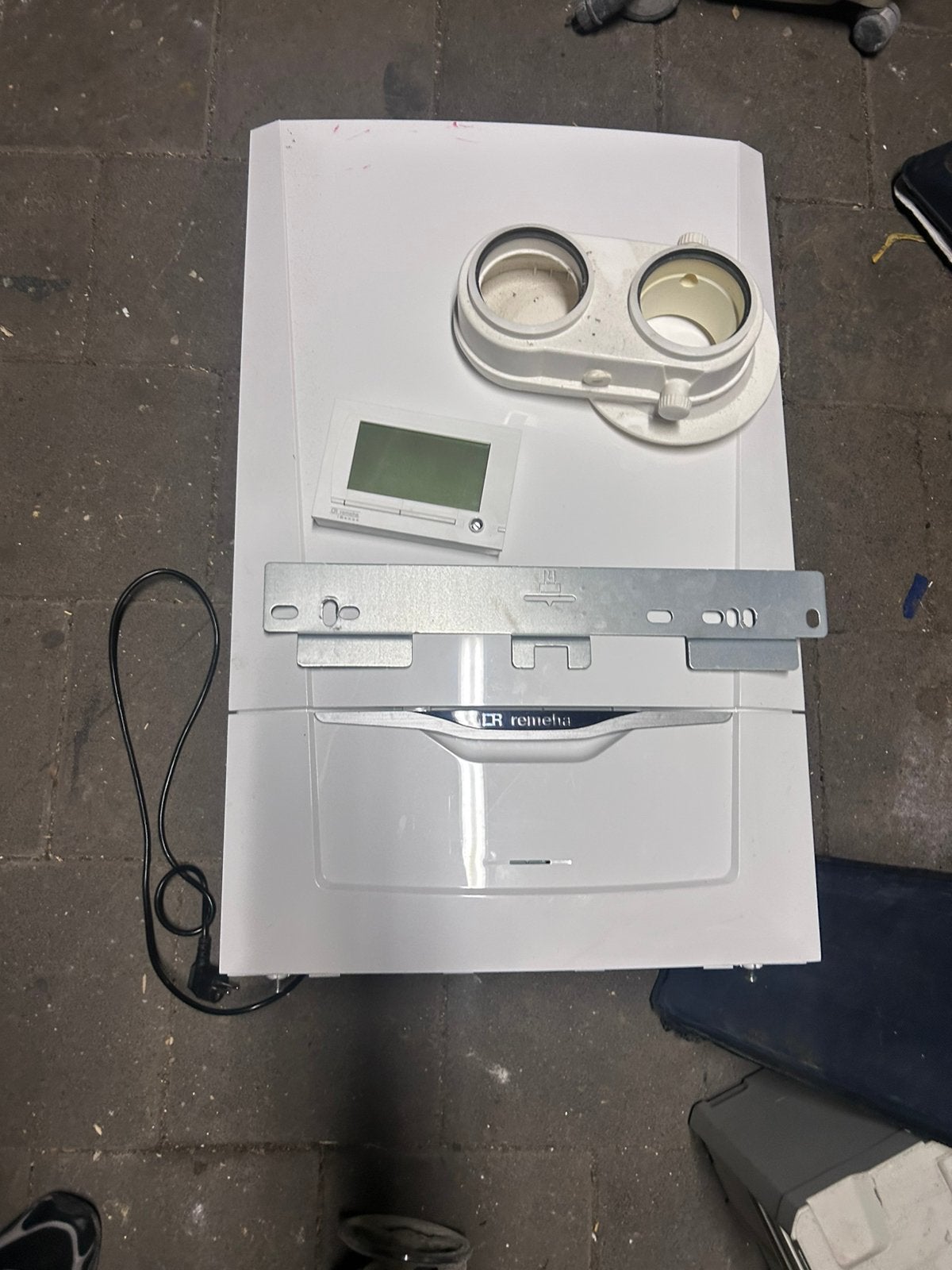 Remeha calenta ace 28c cw4 cv ketel 2018, Doe-het-zelf en Verbouw, Verwarming en Radiatoren, 30 tot 80 cm, Cv-ketel of Combi-ketel