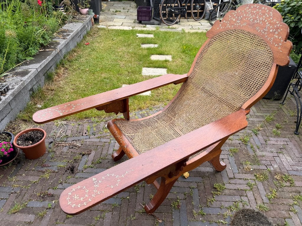 Filipijnse Butaka plantagestoel met parelmoer inlegwerk, Ophalen, Gebruikt, 125 tot 150 cm, 125 cm of meer