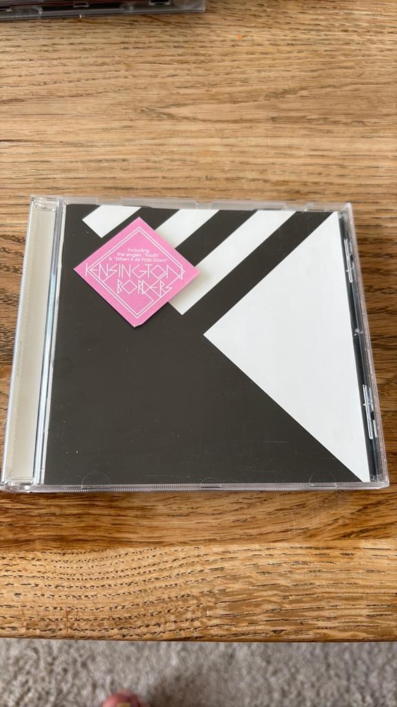 Kensington - Borders cd, Ophalen of Verzenden, Zo goed als nieuw
