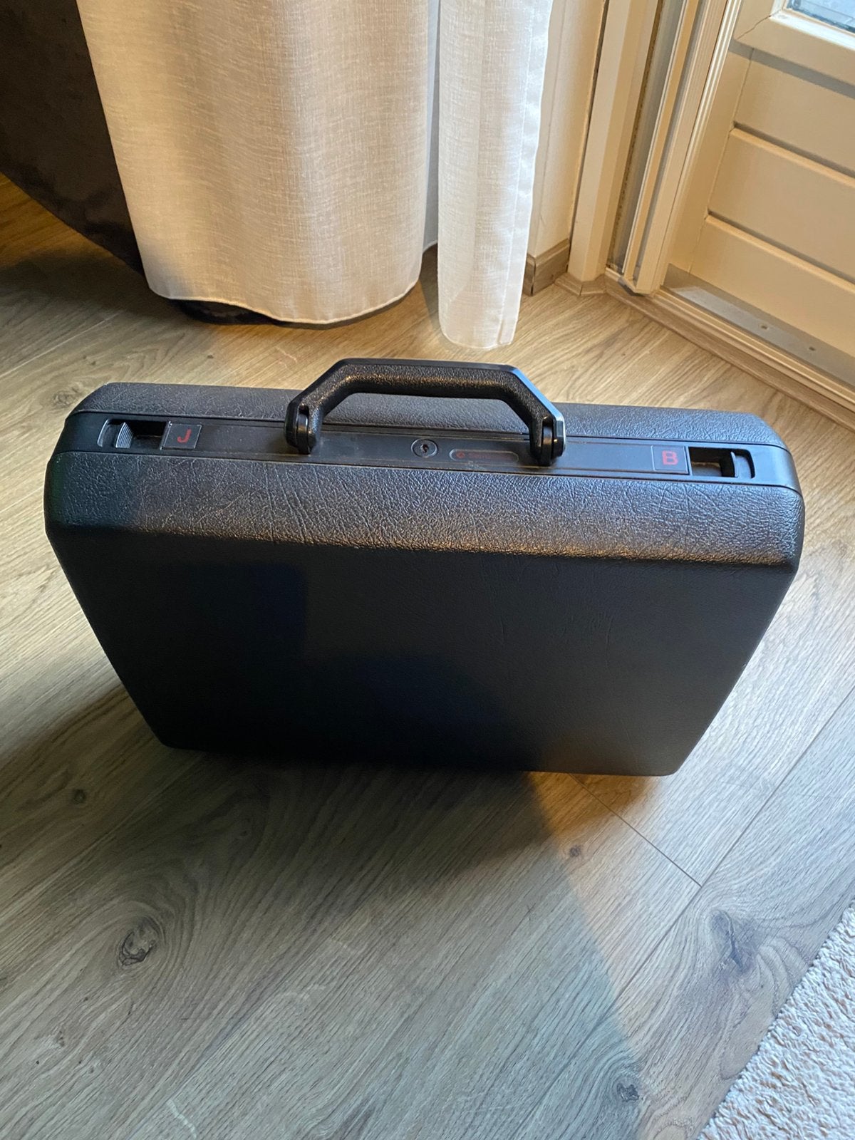 Mooie Samsonite  attache koffer, Sieraden, Tassen en Uiterlijk, Ophalen of Verzenden, Zo goed als nieuw, Hard kunststof, 70 cm of meer