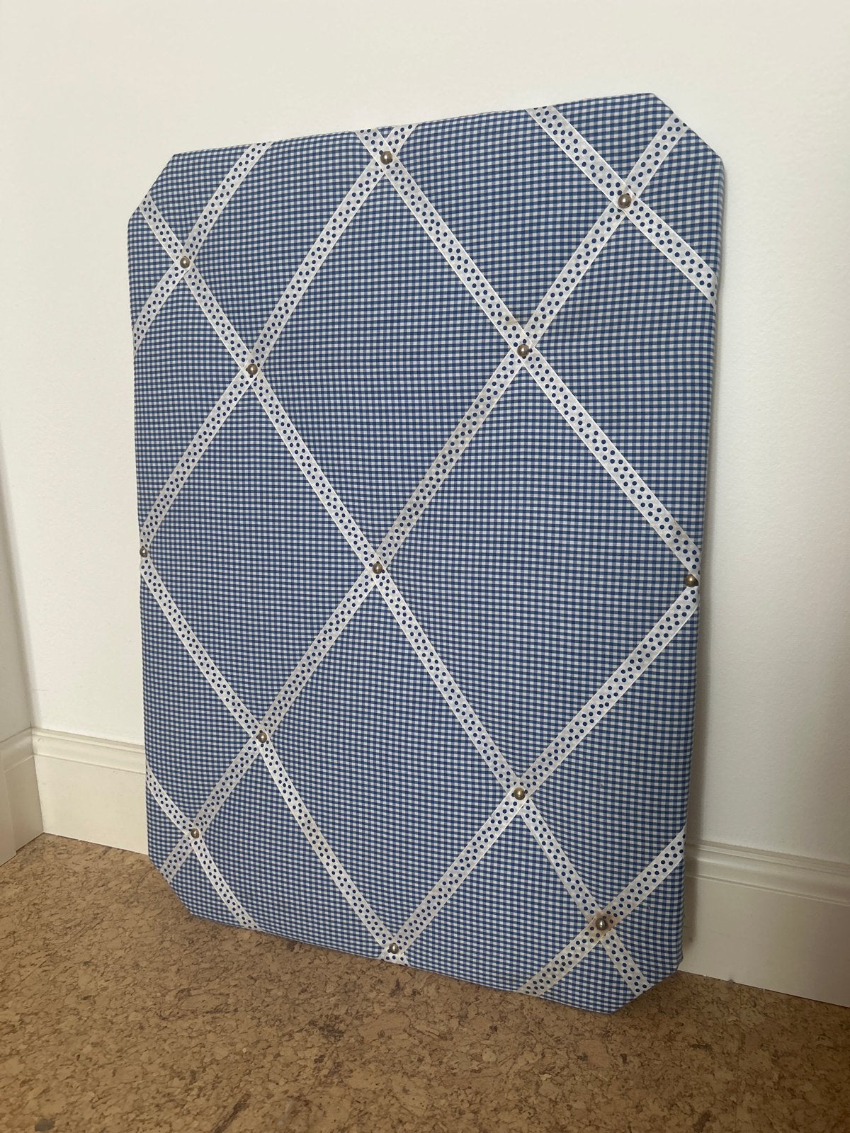 Decoratief prikbord blauw geruit, ca. 70x50 cm, Ophalen, Gebruikt, Prikbord