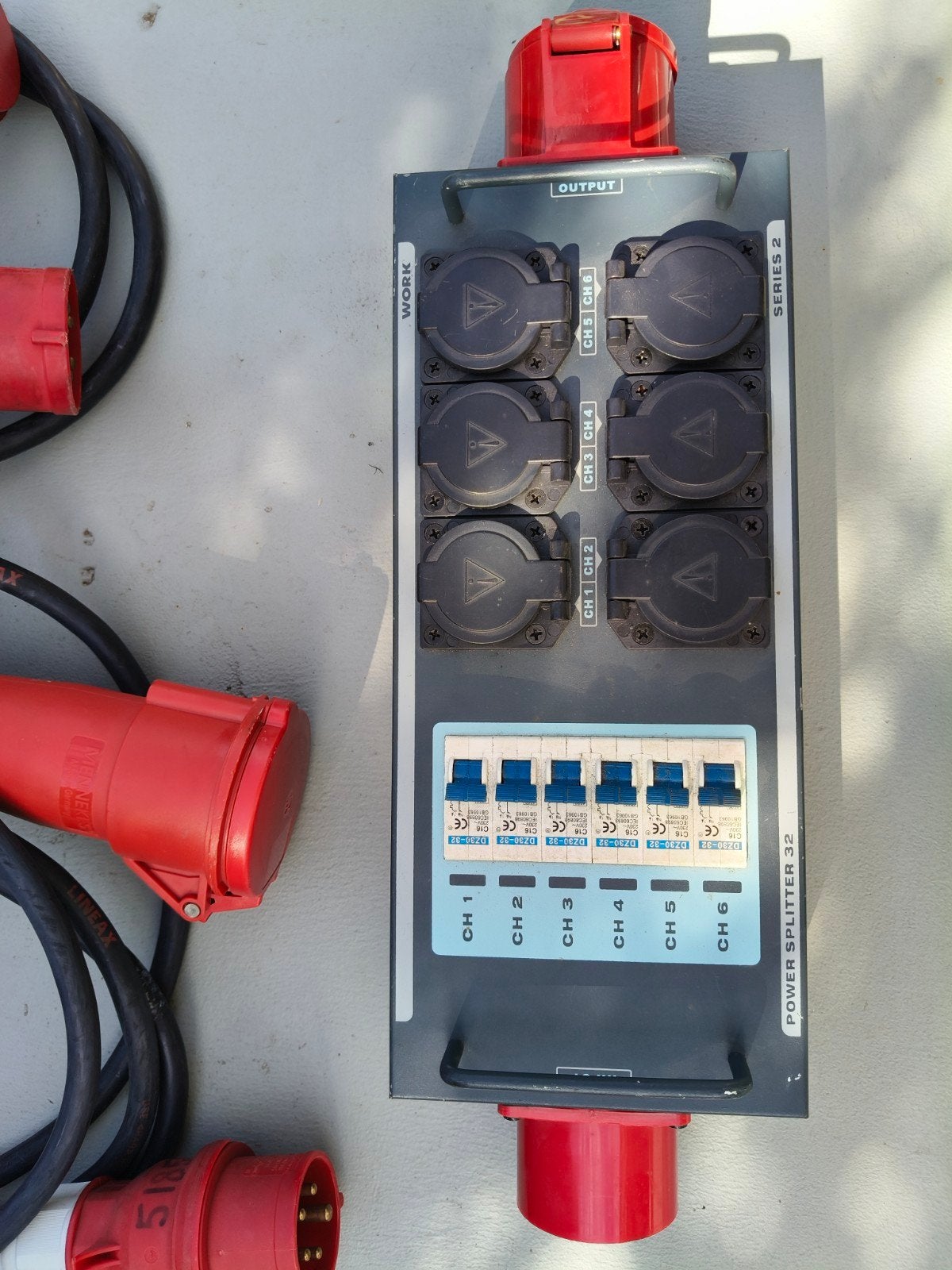 Power splitter 32A. diverse 380v kabels en diverse verlopen, Ophalen