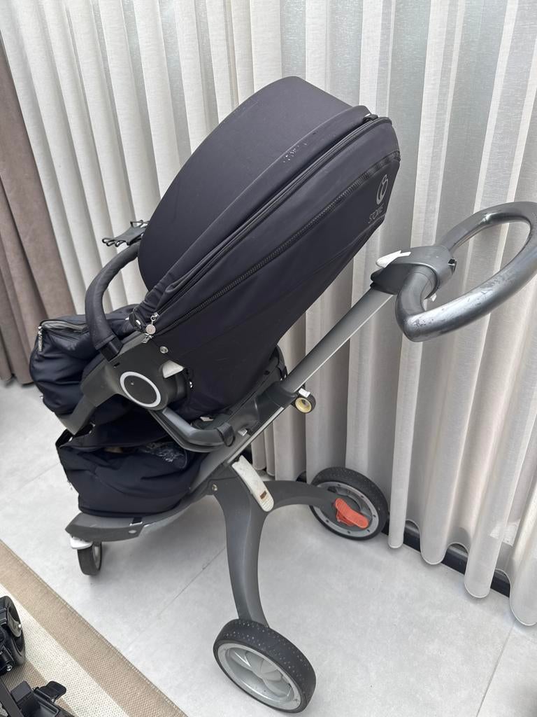 Stokke Kinderwagen - Compleet en Comfortabel, Kinderen en Baby's, Kinderwagens en Combinaties, Ophalen, Gebruikt, Kinderwagen