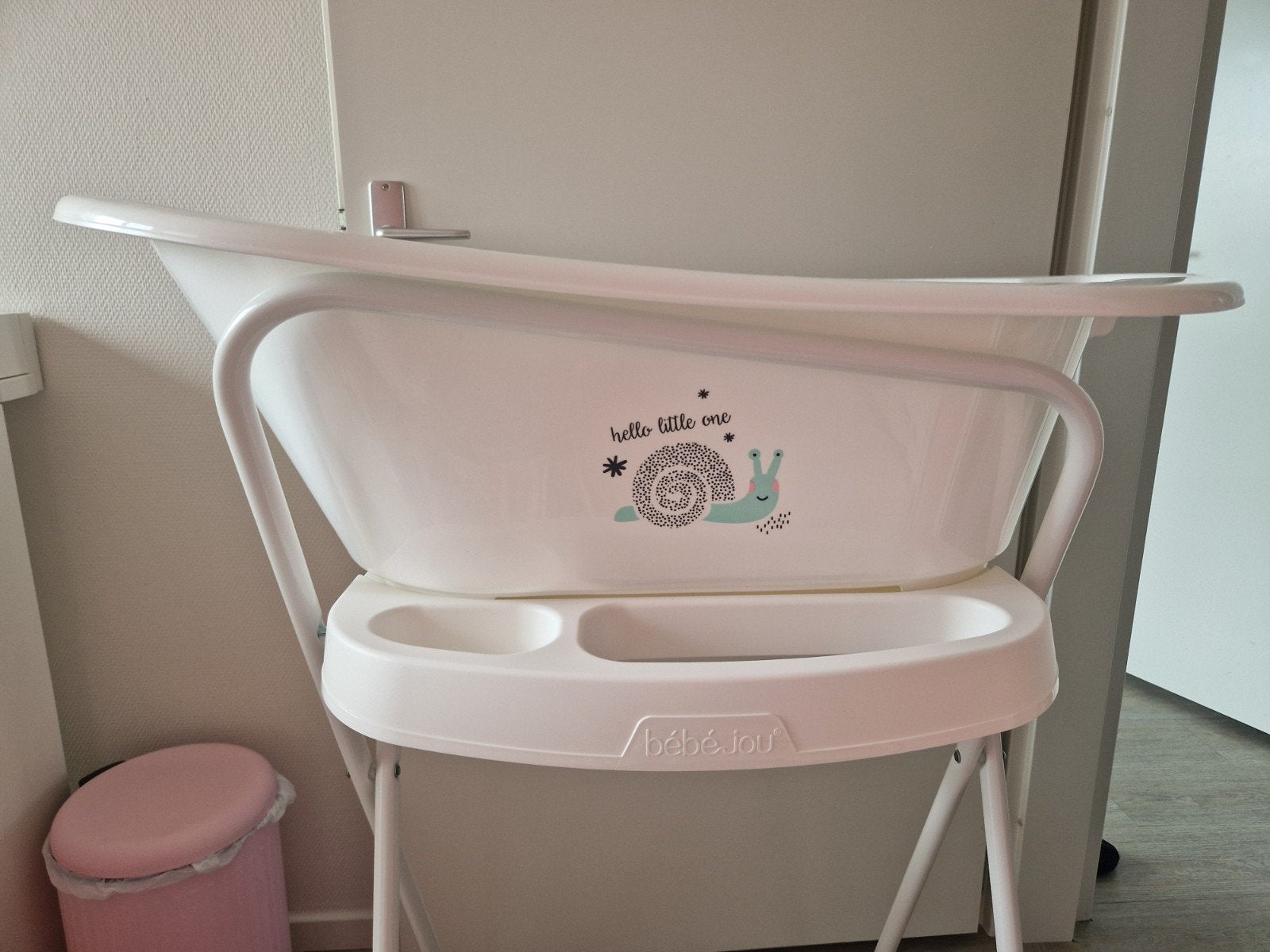 Badje+standaard+accessoires van BebeJou ZGAN!, Kinderen en Baby's, Ophalen, Zo goed als nieuw, Badje, Bébé-jou