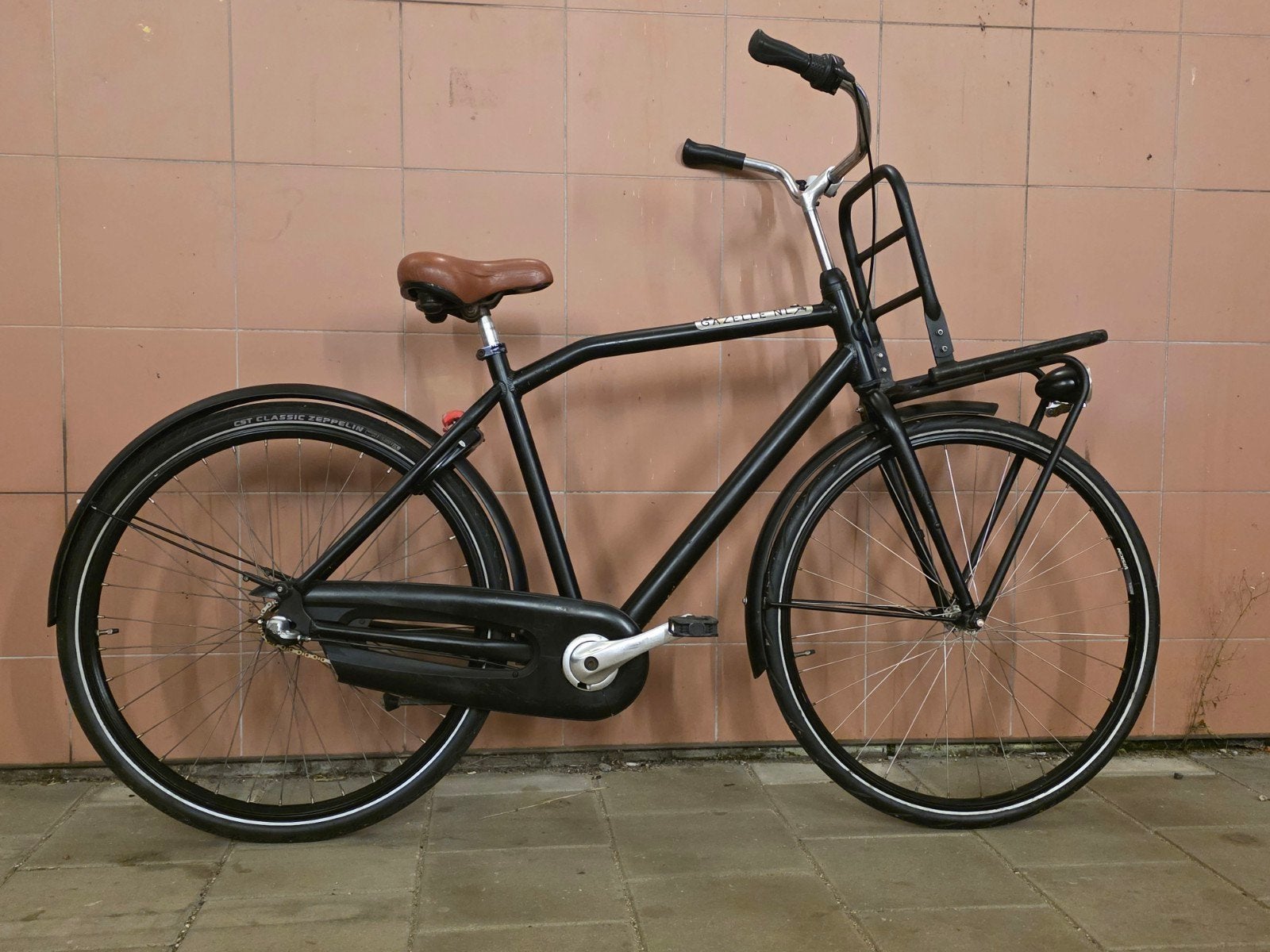 Gazelle Heavy  Duty Dutch City Bike with Front Carrier, Ophalen, Terugtraprem, Gebruikt, Versnellingen