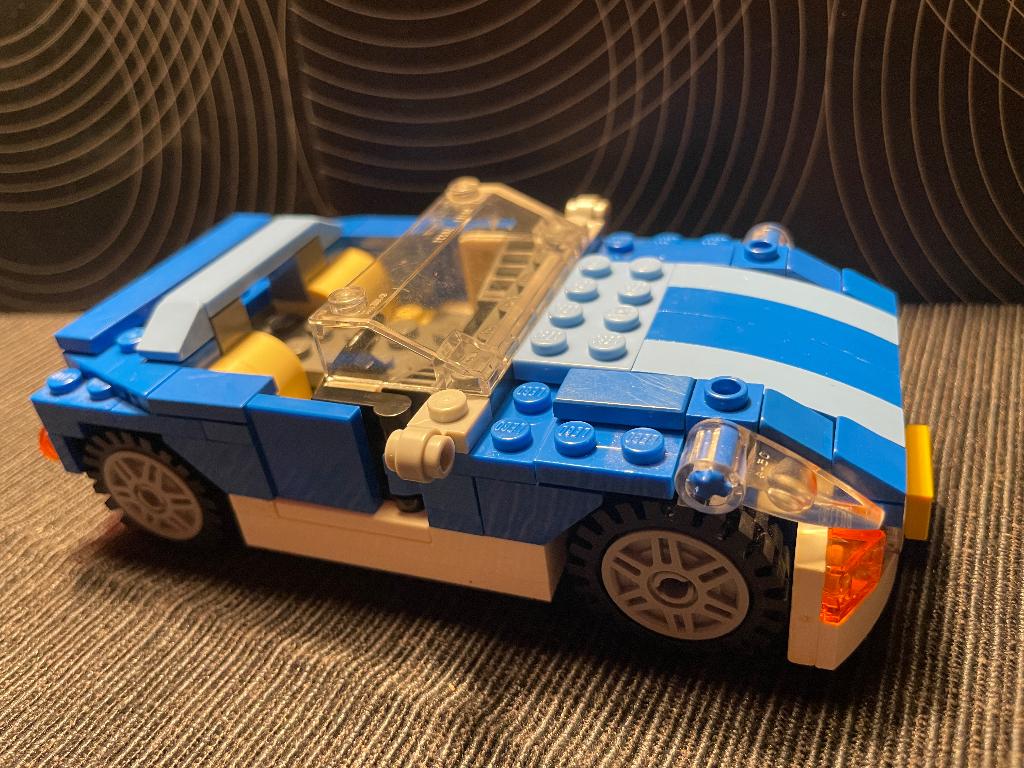 Lego 6913 Blue Roadster (Creator) 3 in 1, Kinderen en Baby's, Speelgoed | Duplo en Lego, Lego, Ophalen of Verzenden, Zo goed als nieuw