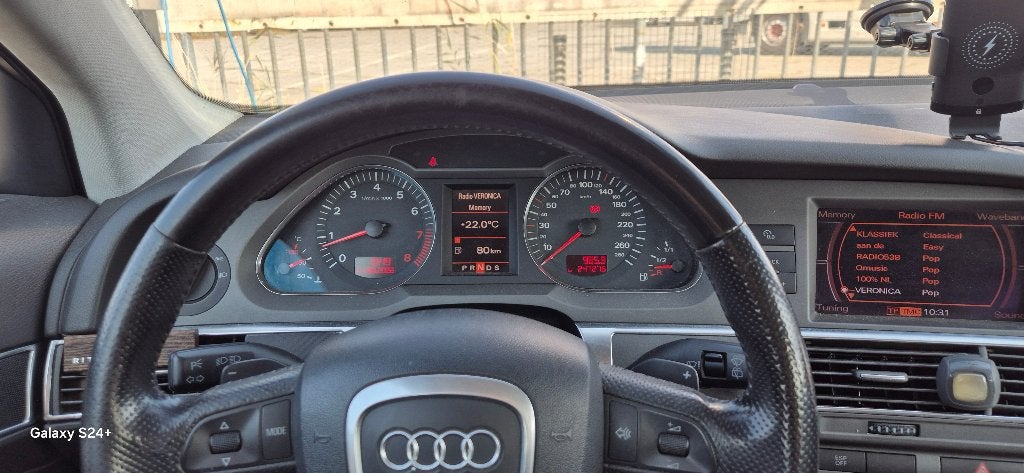 Audi A6 3.2 FSI 188KW Avant Quattro AUT 2005 Grijs, Auto's, Automaat, Zwart, 1715 kg, Blauw