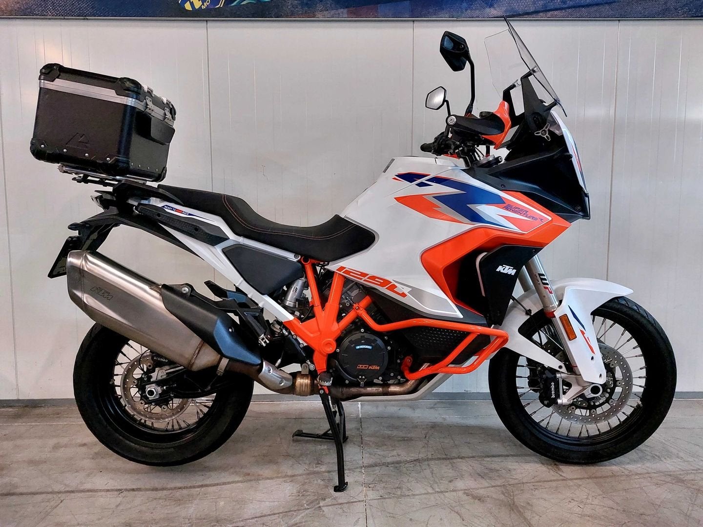 KTM 1290 SUPER ADVENTURE R (bj 2023), 2 cilinders, KTM, Motorrijbewijs A, Bedrijf