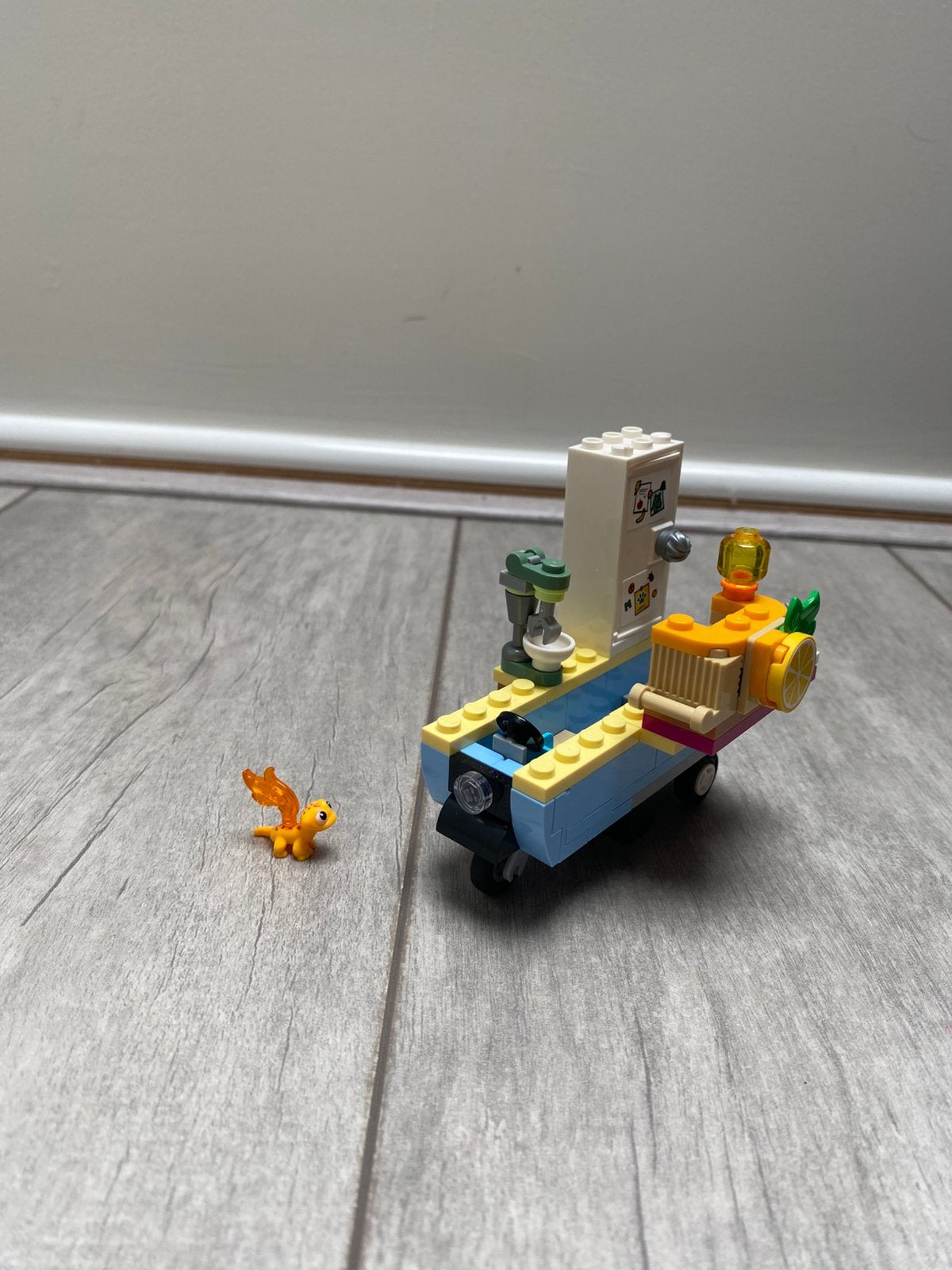 Lego limonade kraam niet compleet., Gebruikt, Lego, Friends, Ophalen of Verzenden