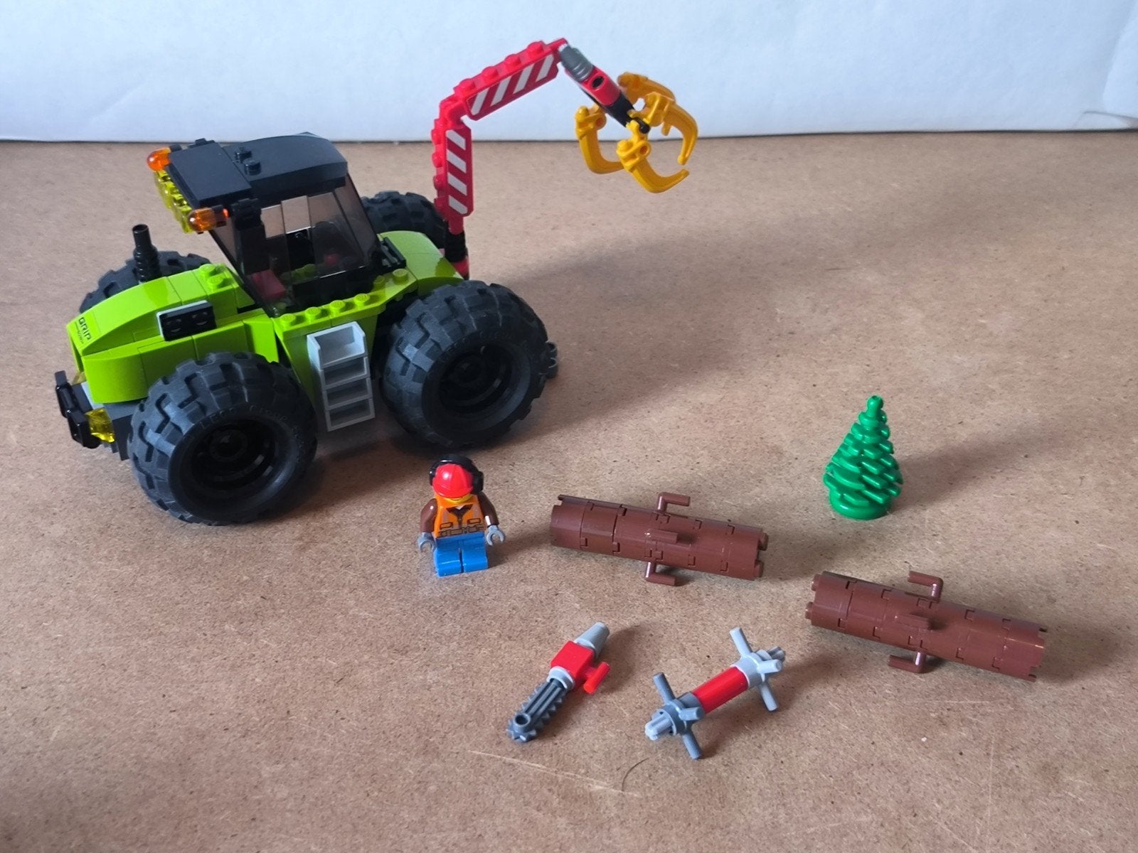 LEGO City  60181 Bosbouwtractor, Ophalen of Verzenden, Zo goed als nieuw