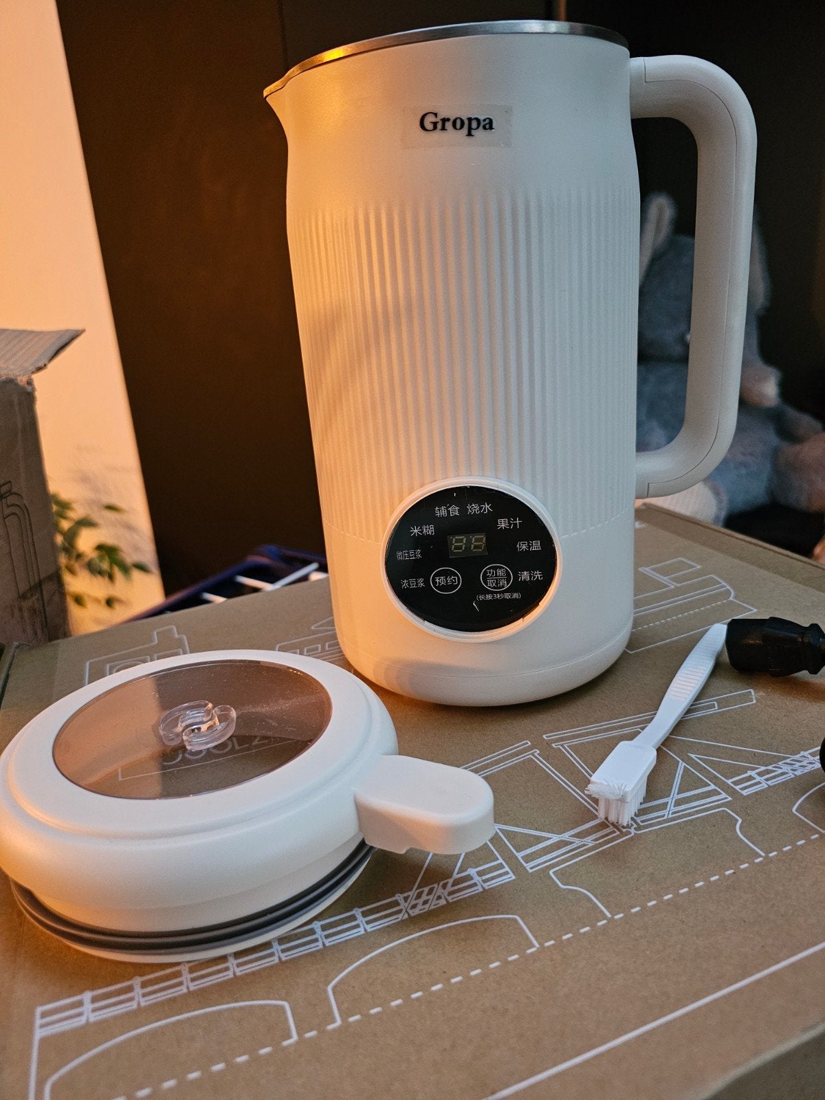 Gropa Sojamelk Maker met Touchscreen - Zo goed als nieuw, Ophalen of Verzenden, Zo goed als nieuw